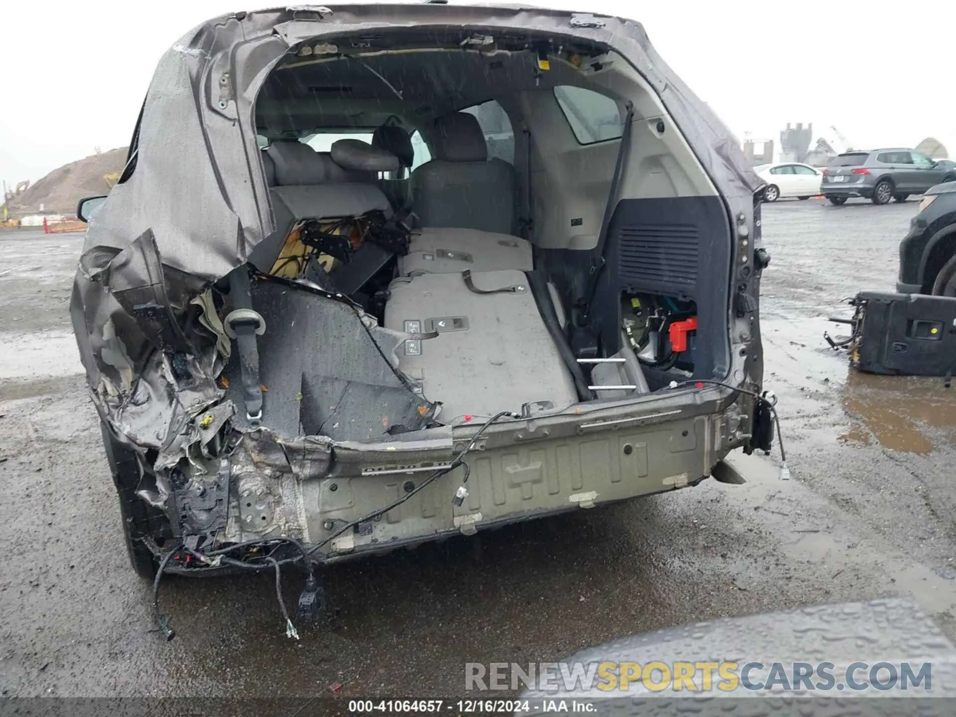 17 fotografías del automóvil dañado 5TDYRKEC5MS030461 TOYOTA SIENNA 2021