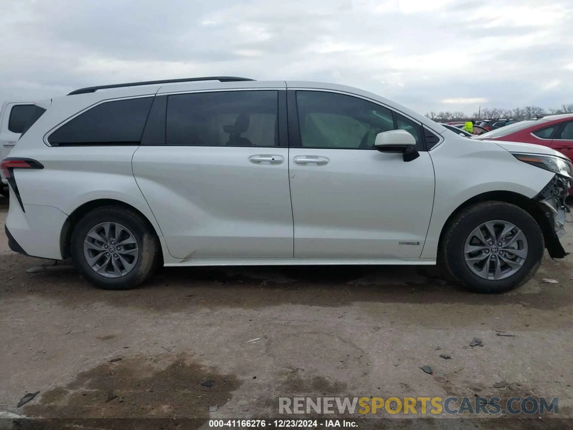 13 fotografías del automóvil dañado 5TDYRKEC8MS040045 TOYOTA SIENNA 2021