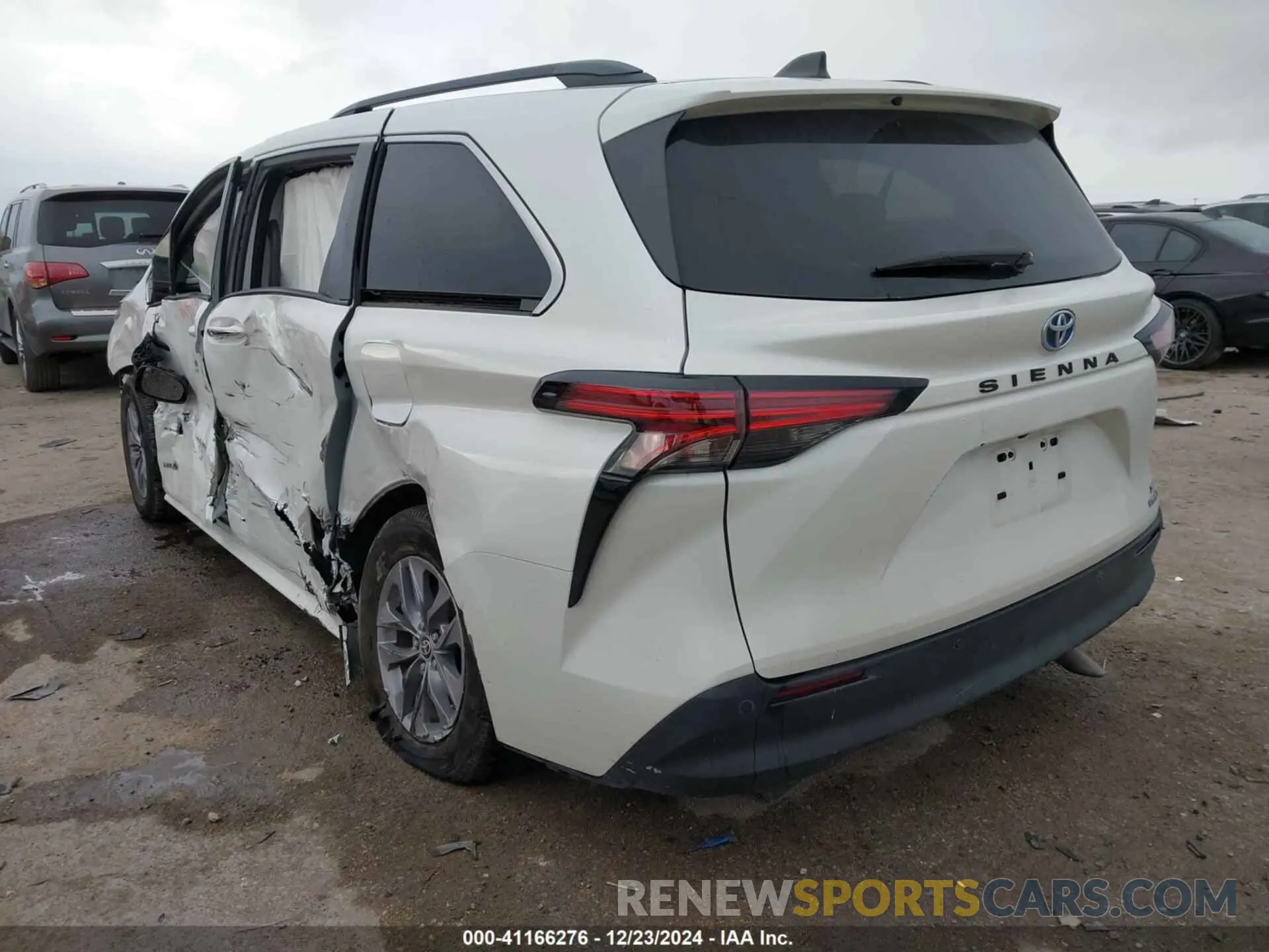 3 fotografías del automóvil dañado 5TDYRKEC8MS040045 TOYOTA SIENNA 2021