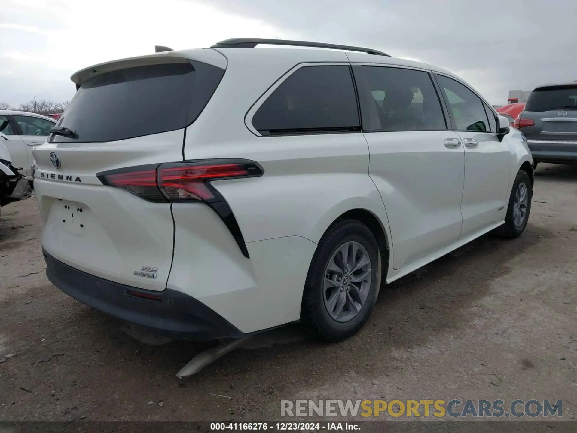 4 fotografías del automóvil dañado 5TDYRKEC8MS040045 TOYOTA SIENNA 2021