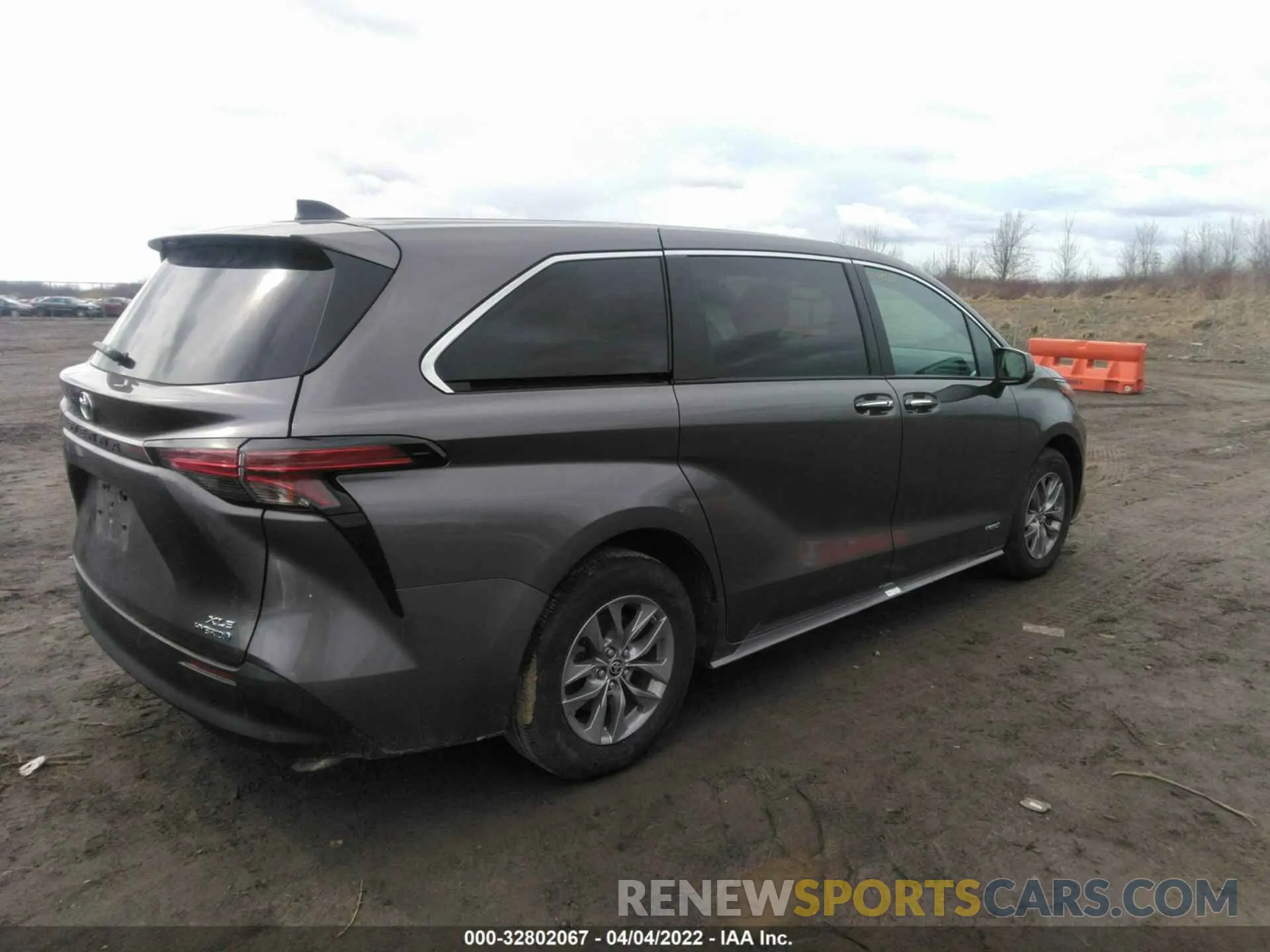 4 fotografías del automóvil dañado 5TDYRKECXMS005278 TOYOTA SIENNA 2021