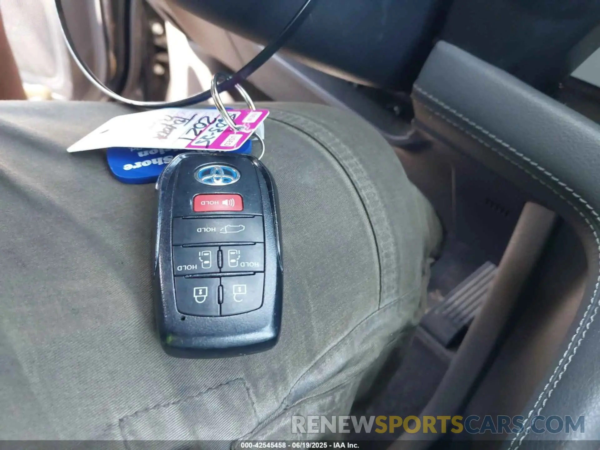 11 fotografías del automóvil dañado 5TDYRKECXMS065299 TOYOTA SIENNA 2021