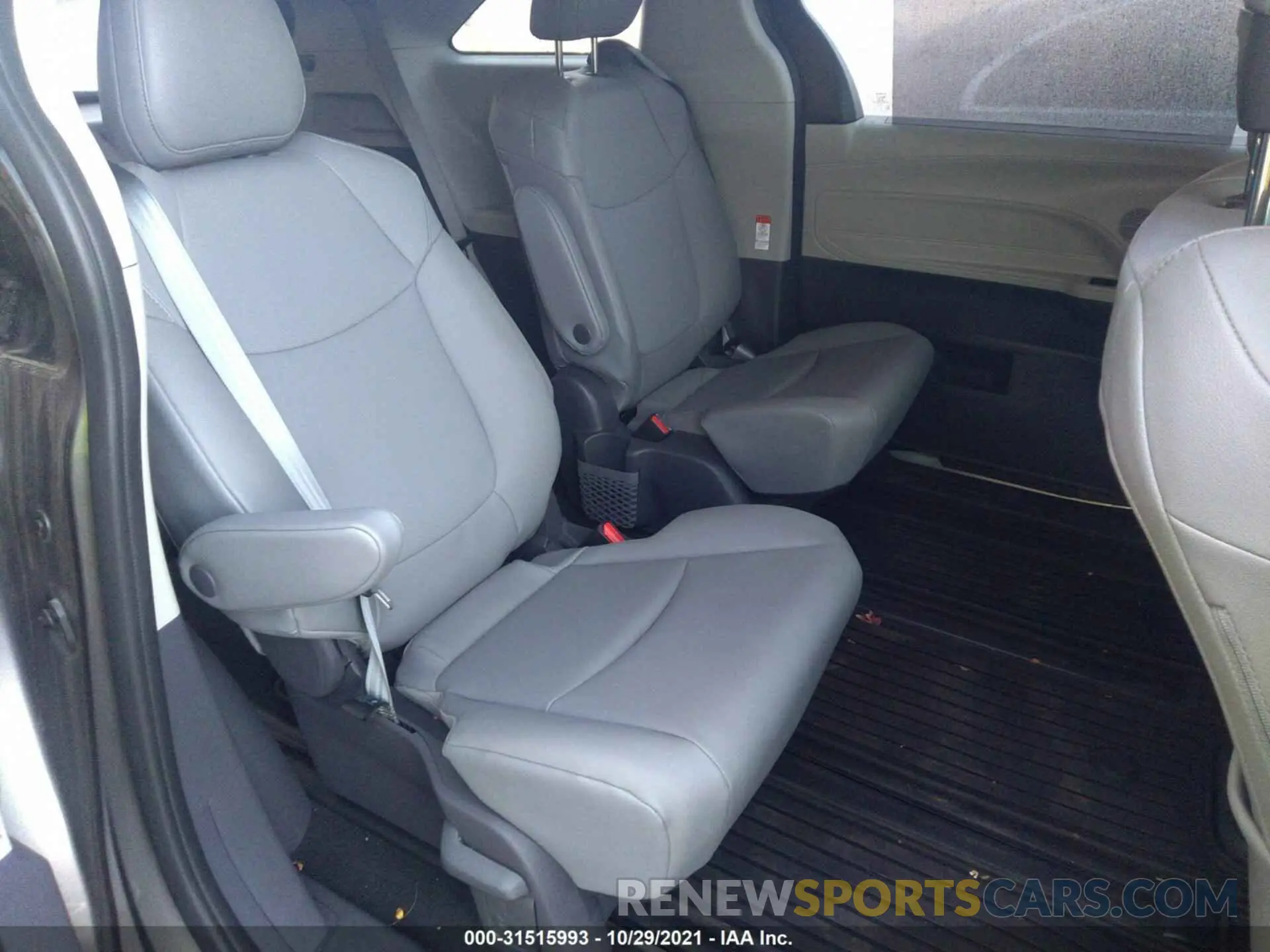 8 fotografías del automóvil dañado 5TDYSKFC2MS008288 TOYOTA SIENNA 2021