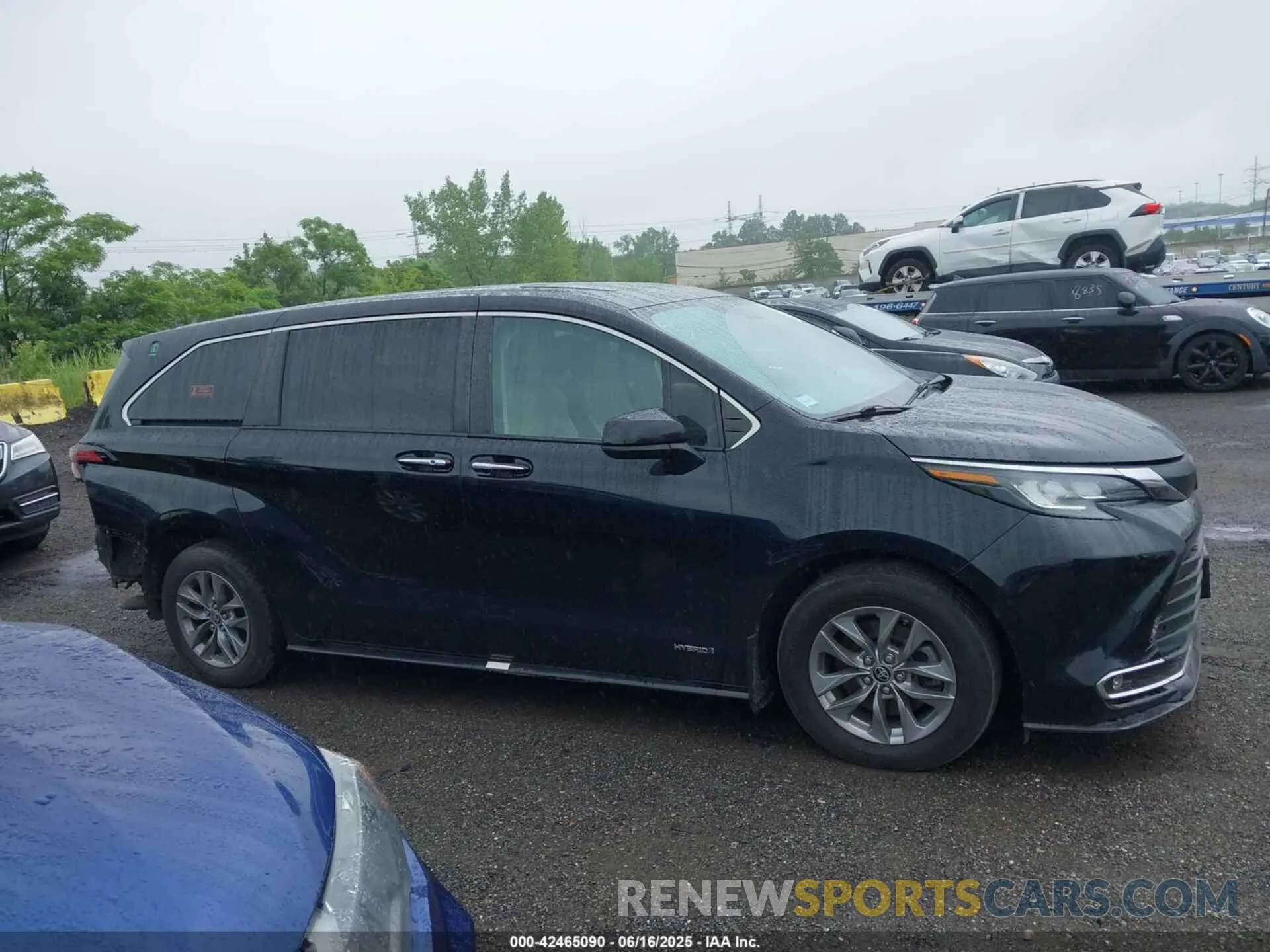 13 fotografías del automóvil dañado 5TDYSKFC4MS017574 TOYOTA SIENNA 2021