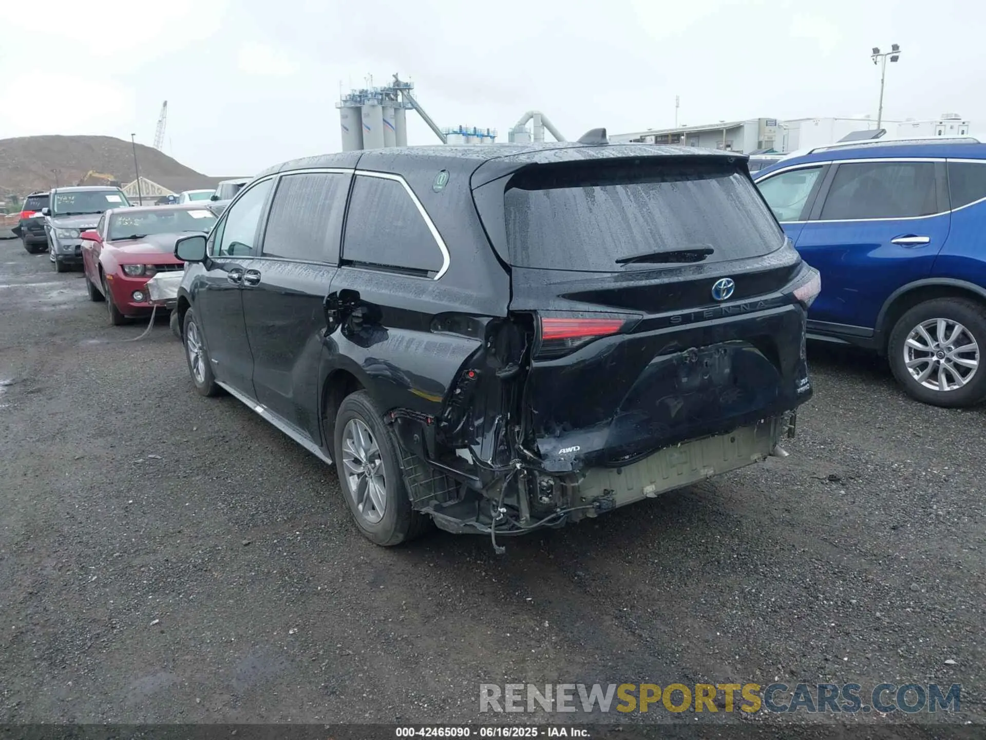 3 fotografías del automóvil dañado 5TDYSKFC4MS017574 TOYOTA SIENNA 2021