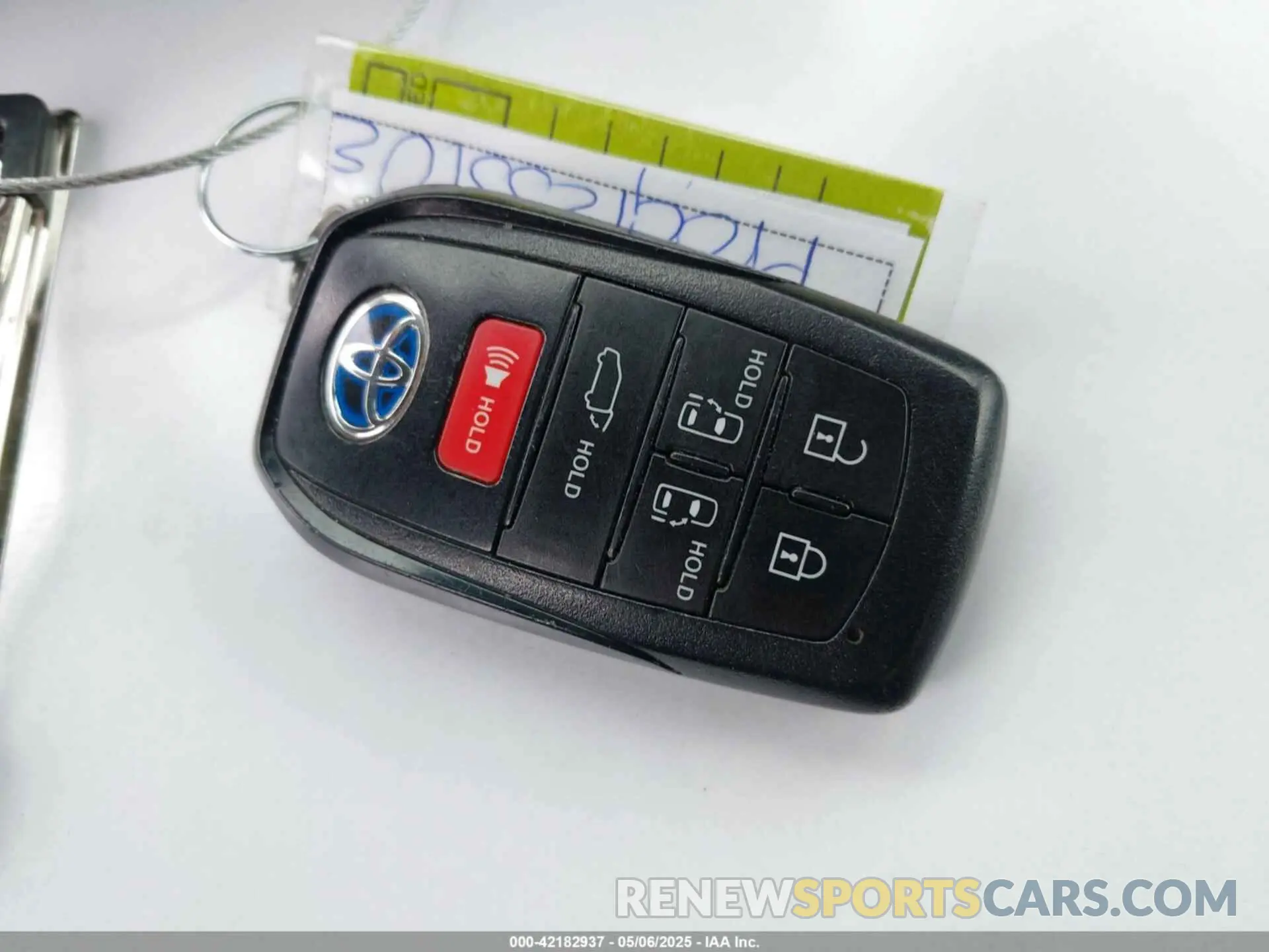 11 fotografías del automóvil dañado 5TDYSKFC6MS002087 TOYOTA SIENNA 2021