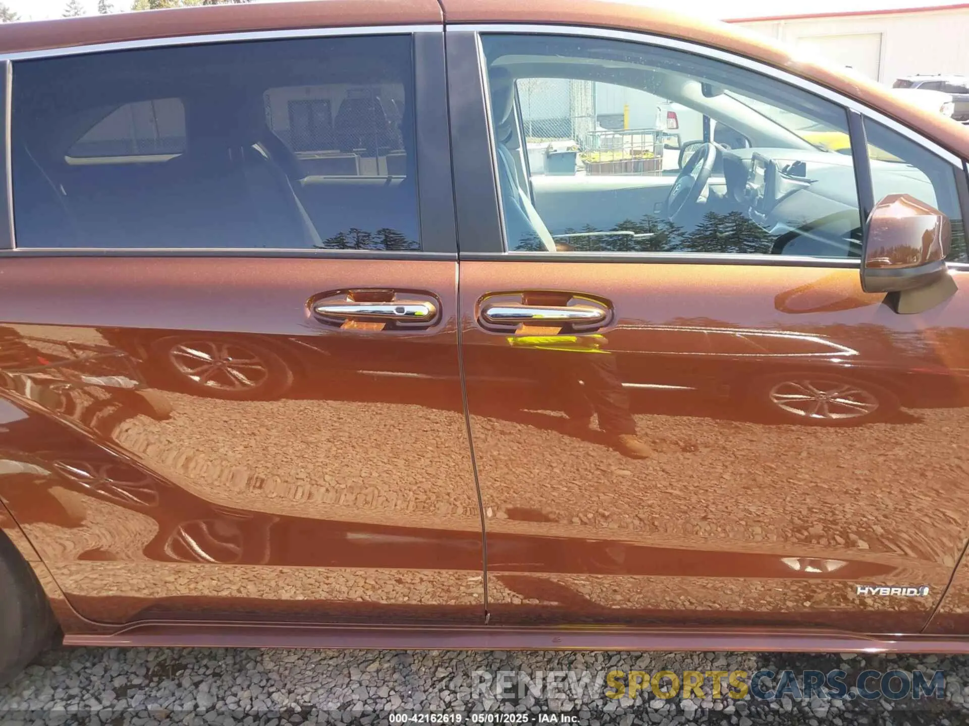 14 fotografías del automóvil dañado 5TDYSKFC9MS002567 TOYOTA SIENNA 2021