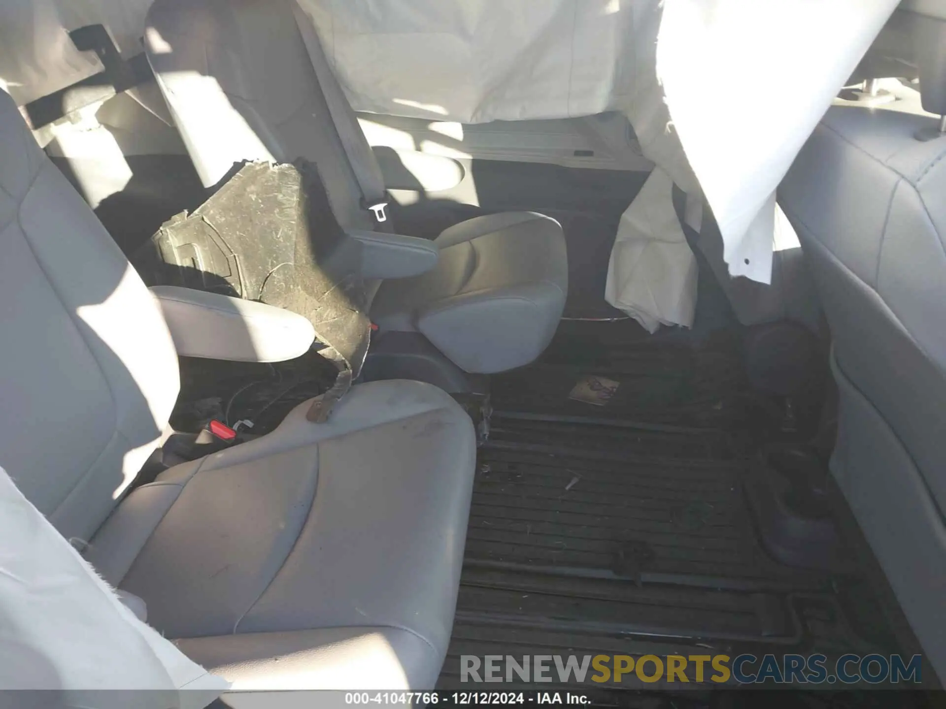 8 fotografías del automóvil dañado 5TDYSKFCXMS036212 TOYOTA SIENNA 2021
