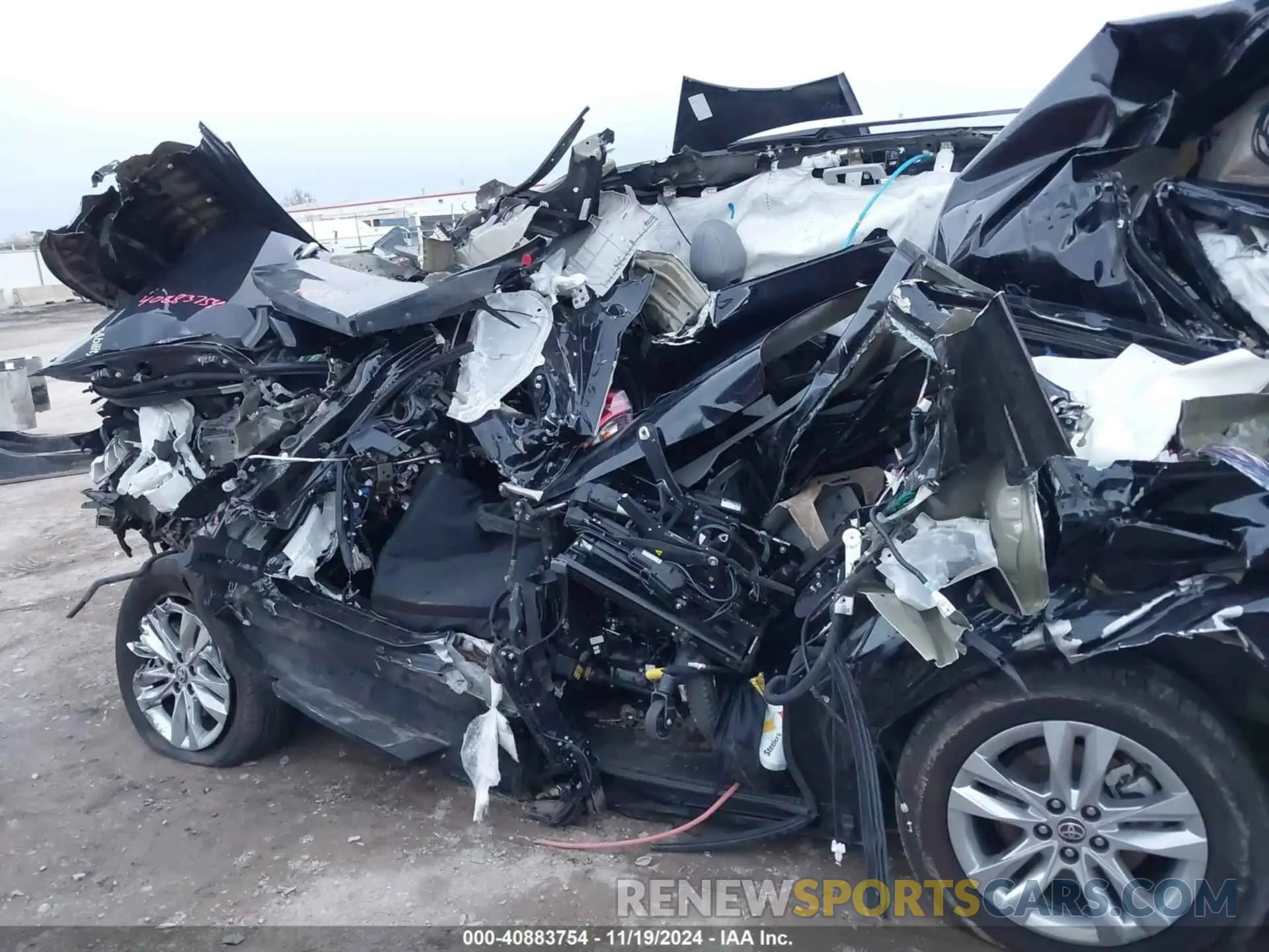 12 fotografías del automóvil dañado 5TDZRKEC6MS042879 TOYOTA SIENNA 2021