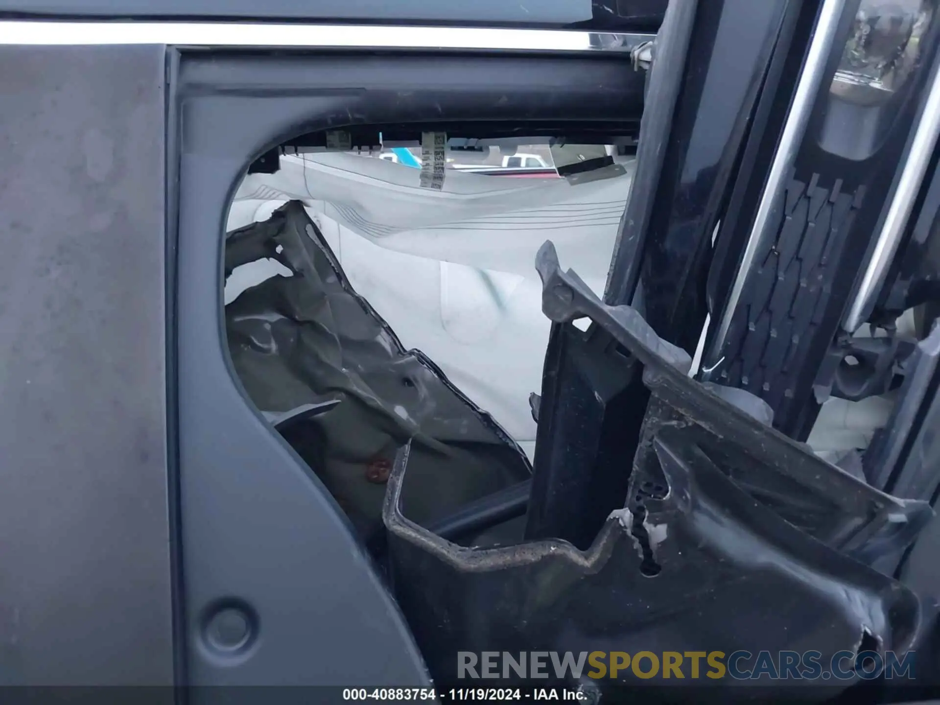 8 fotografías del automóvil dañado 5TDZRKEC6MS042879 TOYOTA SIENNA 2021