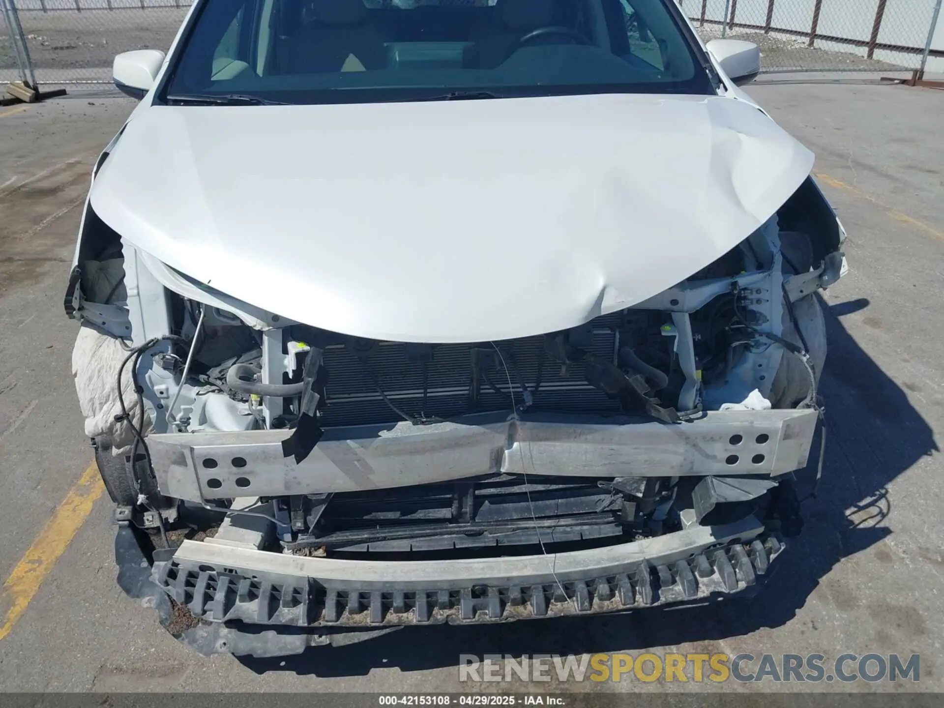 12 fotografías del automóvil dañado 5TDZRKEC7MS051459 TOYOTA SIENNA 2021