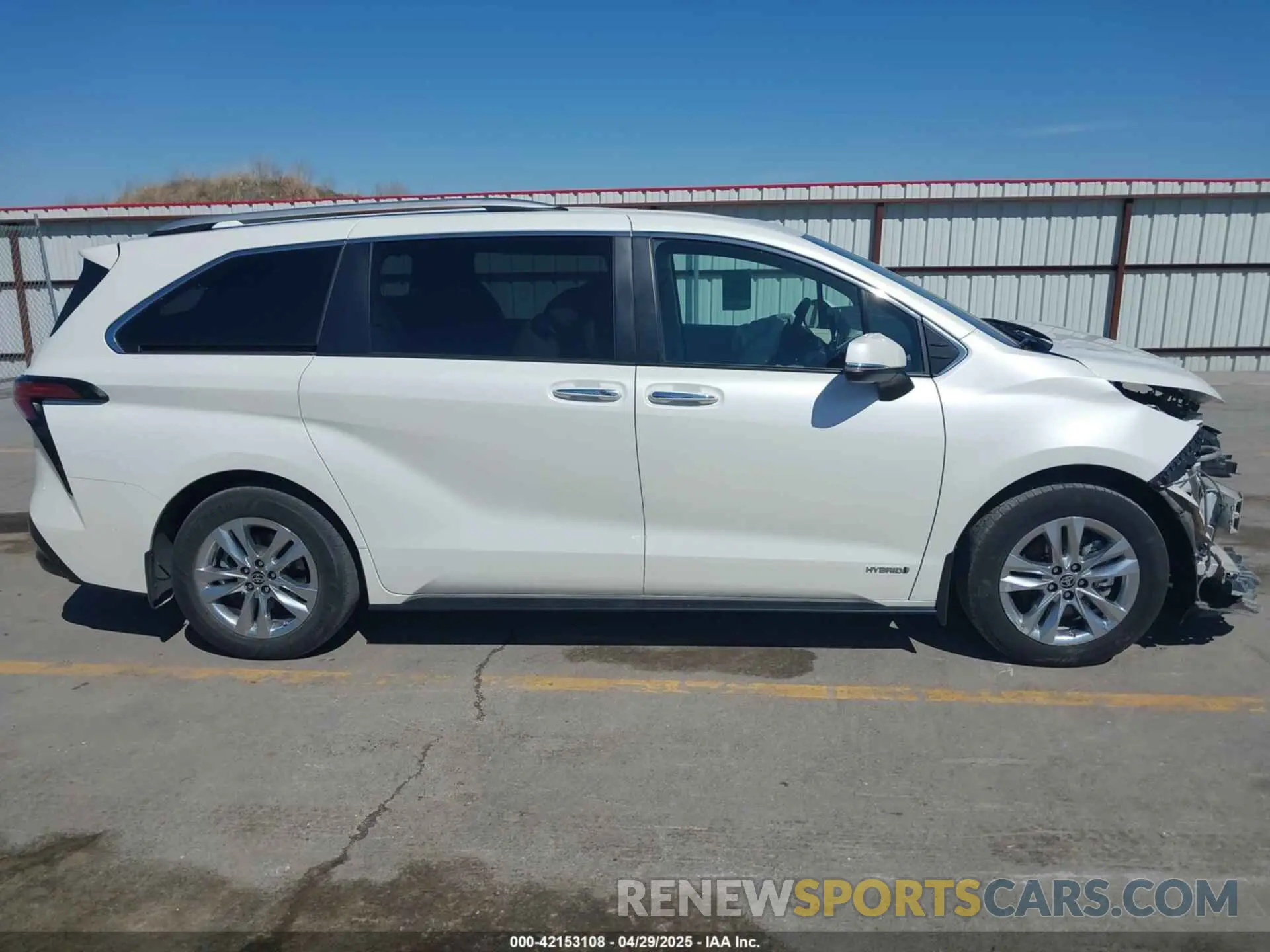 13 fotografías del automóvil dañado 5TDZRKEC7MS051459 TOYOTA SIENNA 2021