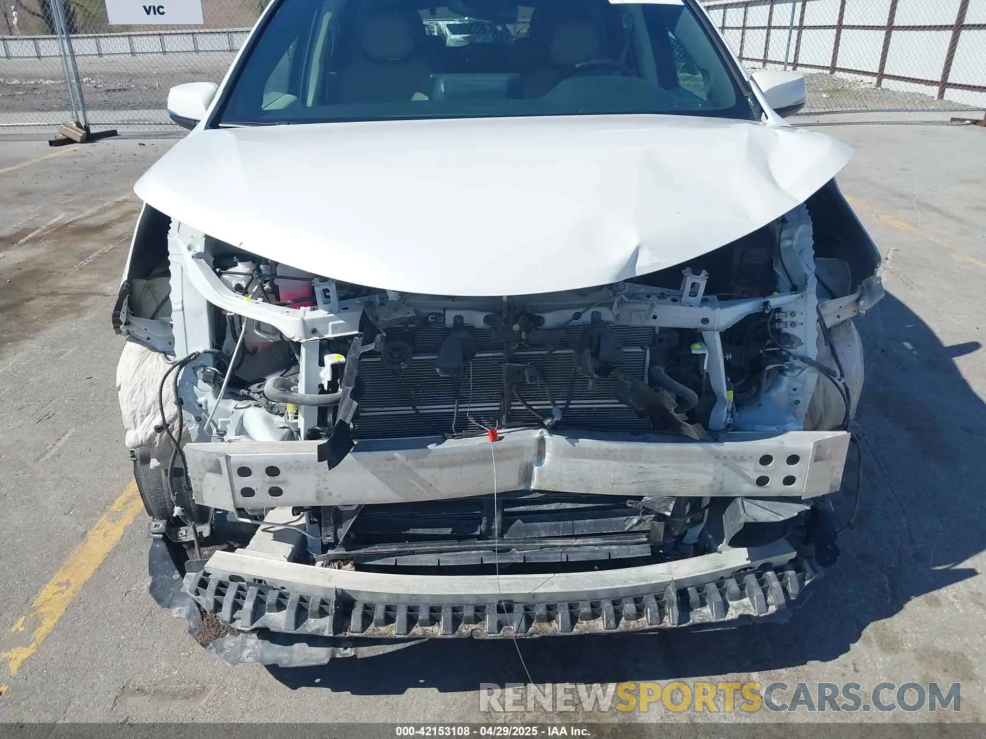 6 fotografías del automóvil dañado 5TDZRKEC7MS051459 TOYOTA SIENNA 2021