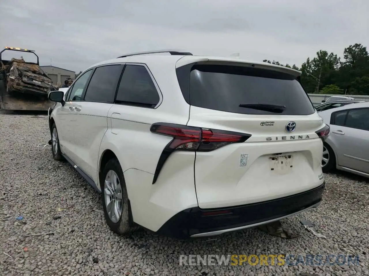 3 fotografías del automóvil dañado 5TDZRKEC8MS033987 TOYOTA SIENNA 2021