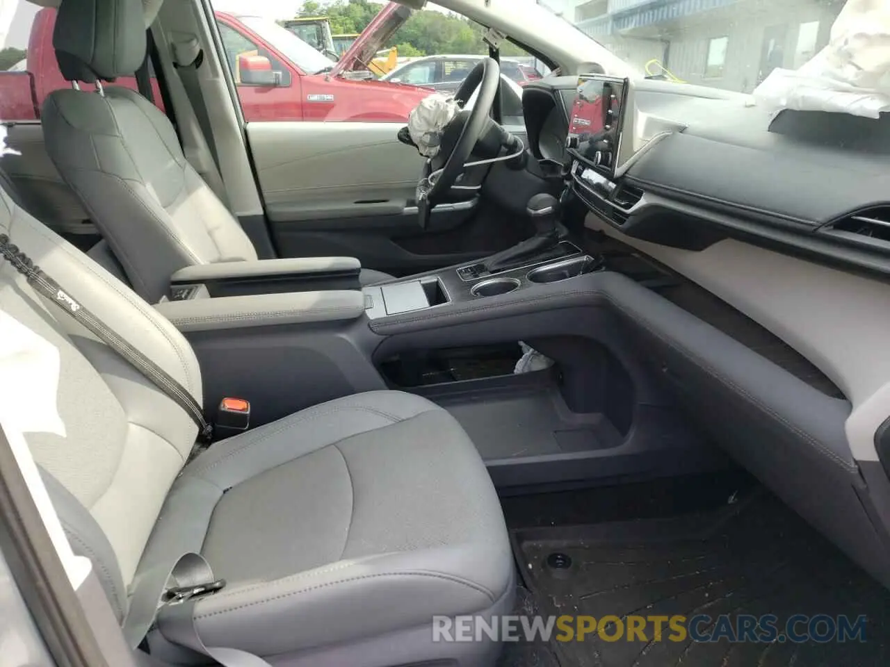 5 fotografías del automóvil dañado 5TDZSKFC7MS037130 TOYOTA SIENNA 2021
