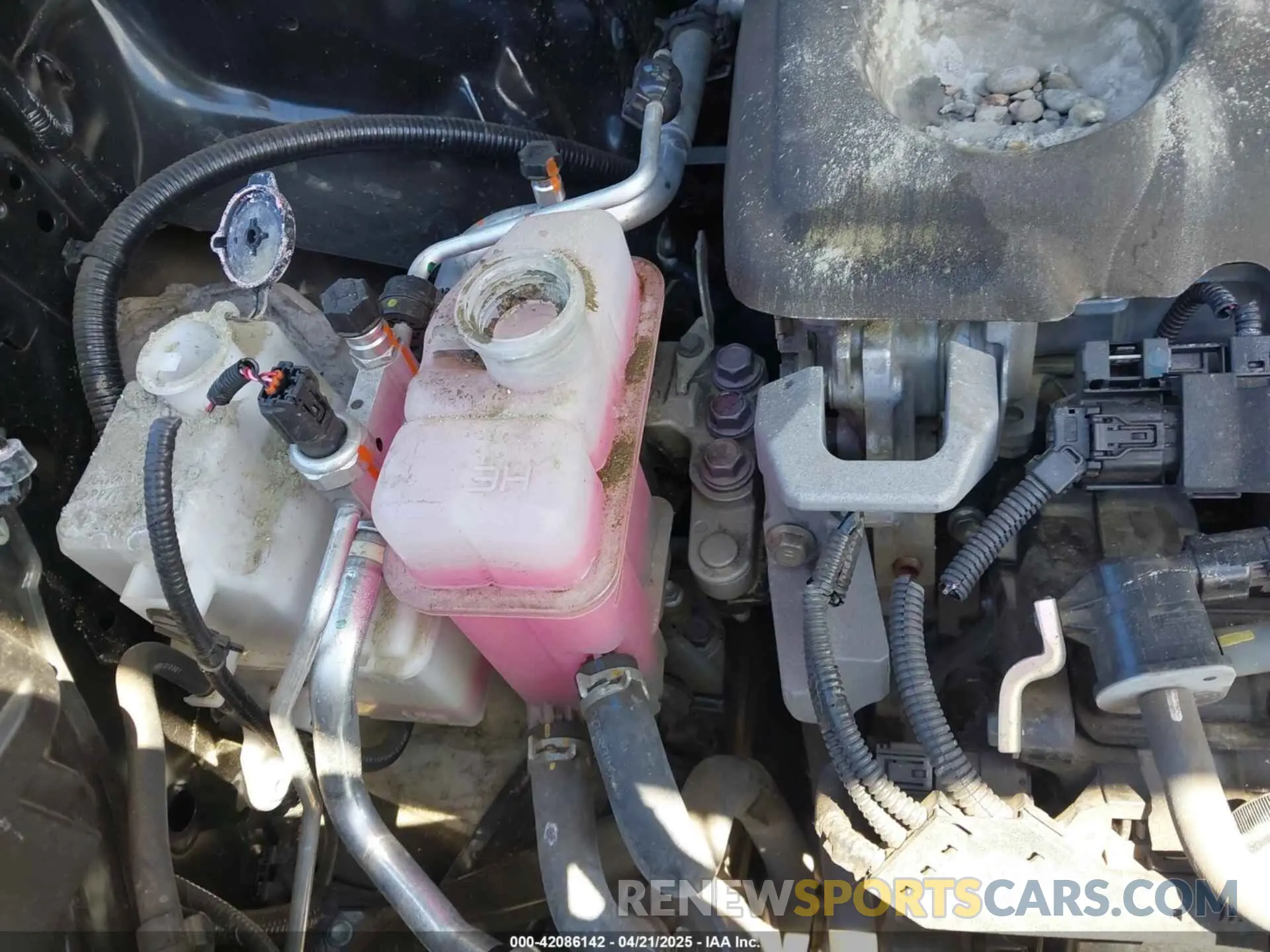 17 fotografías del automóvil dañado 5TDASKFC7NS045078 TOYOTA SIENNA 2022