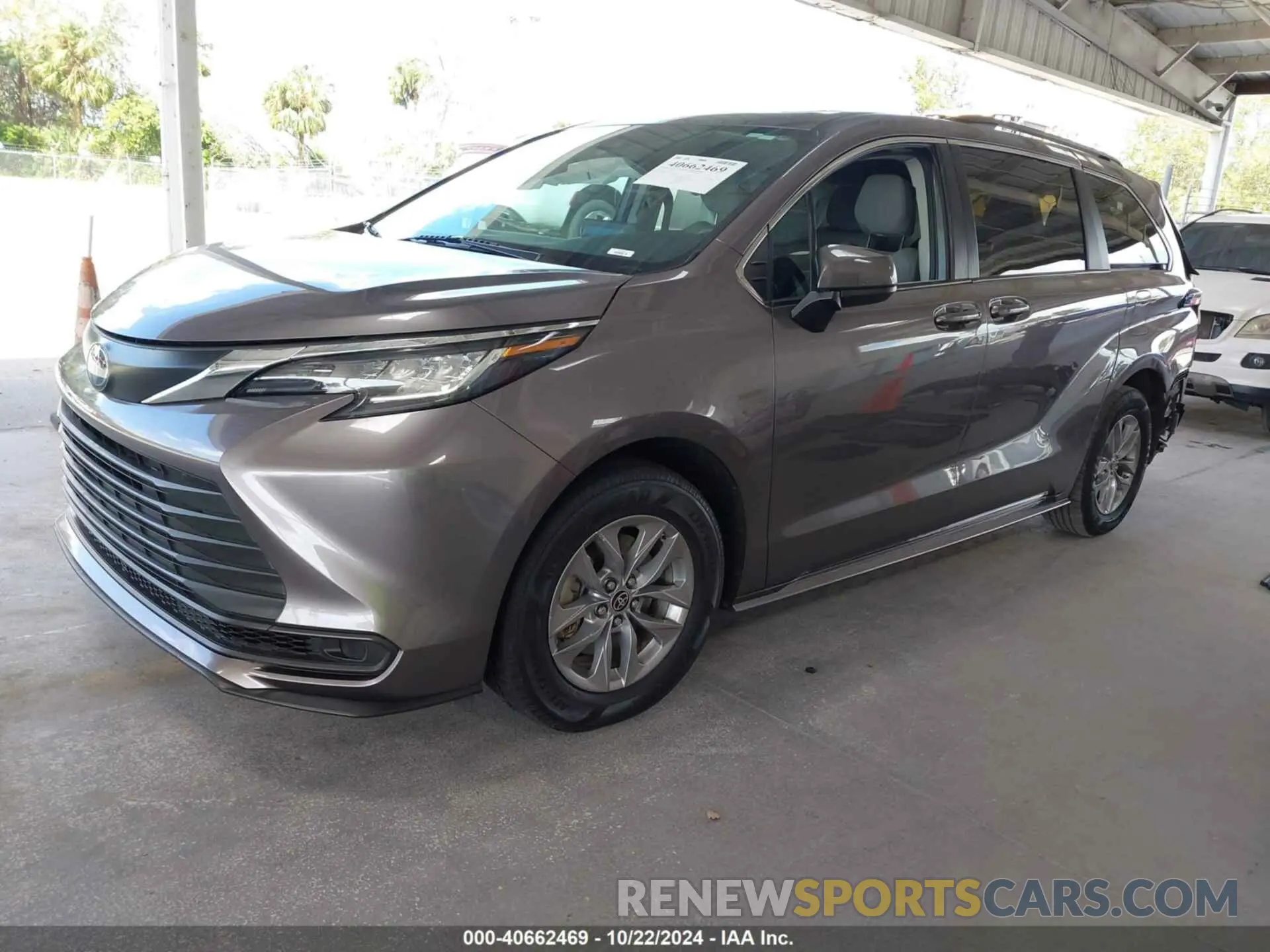 15 fotografías del automóvil dañado 5TDBRKEC1NS087814 TOYOTA SIENNA 2022