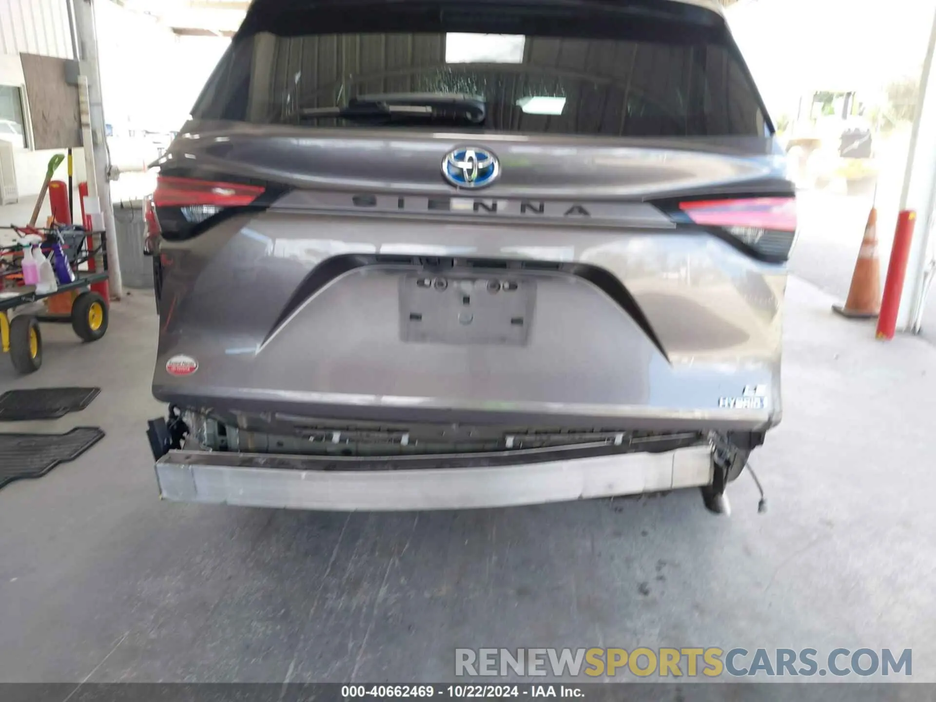 17 fotografías del automóvil dañado 5TDBRKEC1NS087814 TOYOTA SIENNA 2022