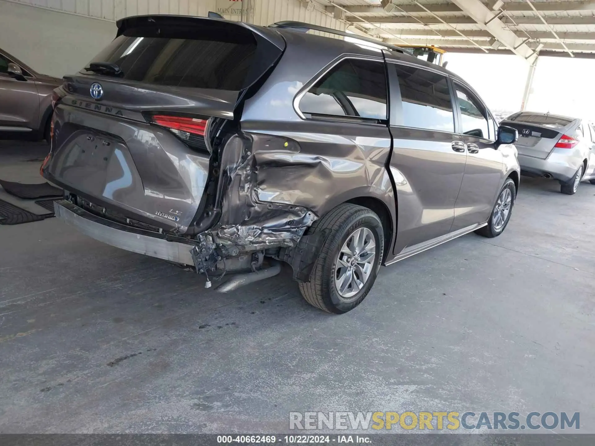 4 fotografías del automóvil dañado 5TDBRKEC1NS087814 TOYOTA SIENNA 2022