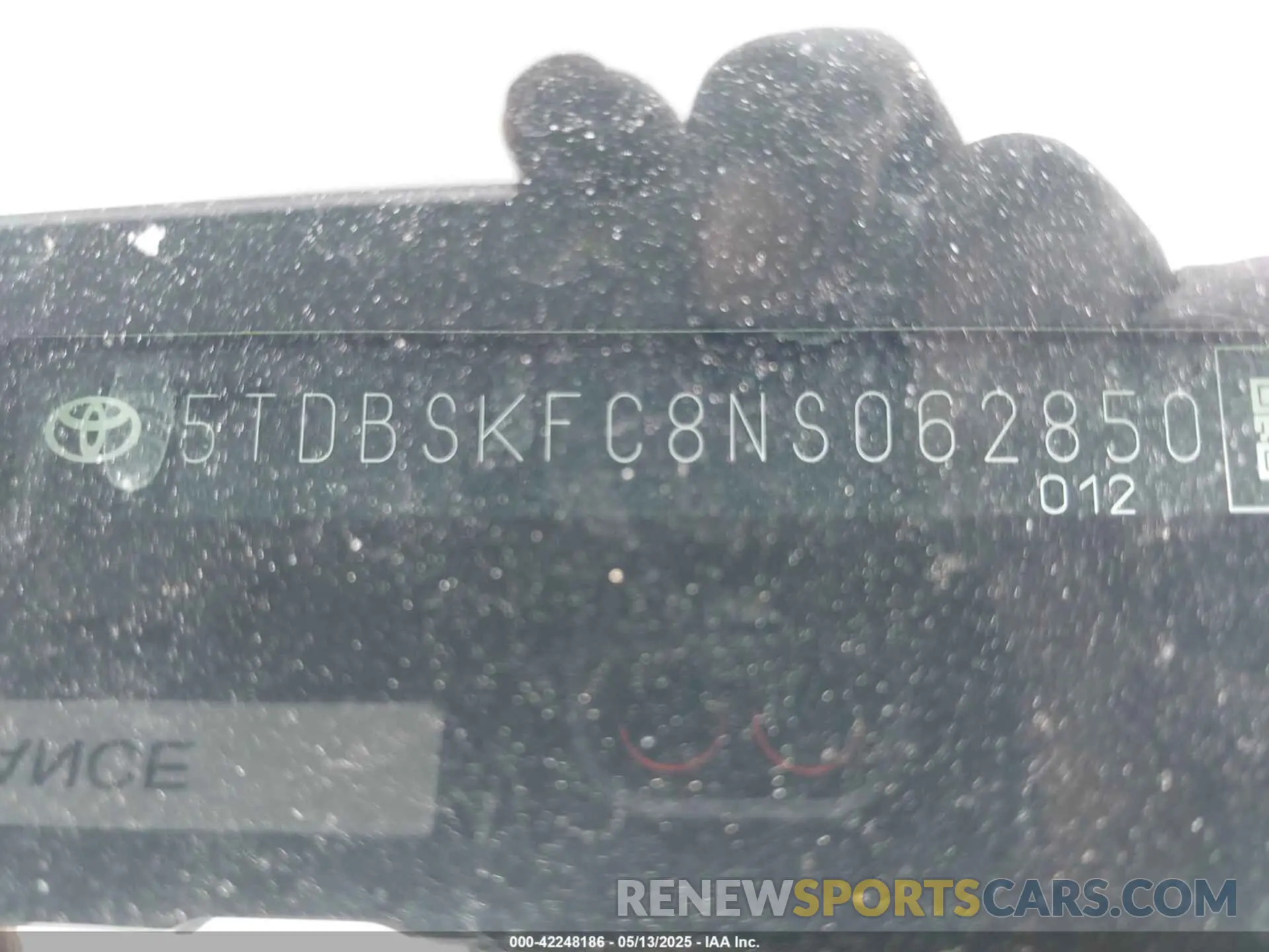 9 fotografías del automóvil dañado 5TDBSKFC8NS062850 TOYOTA SIENNA 2022