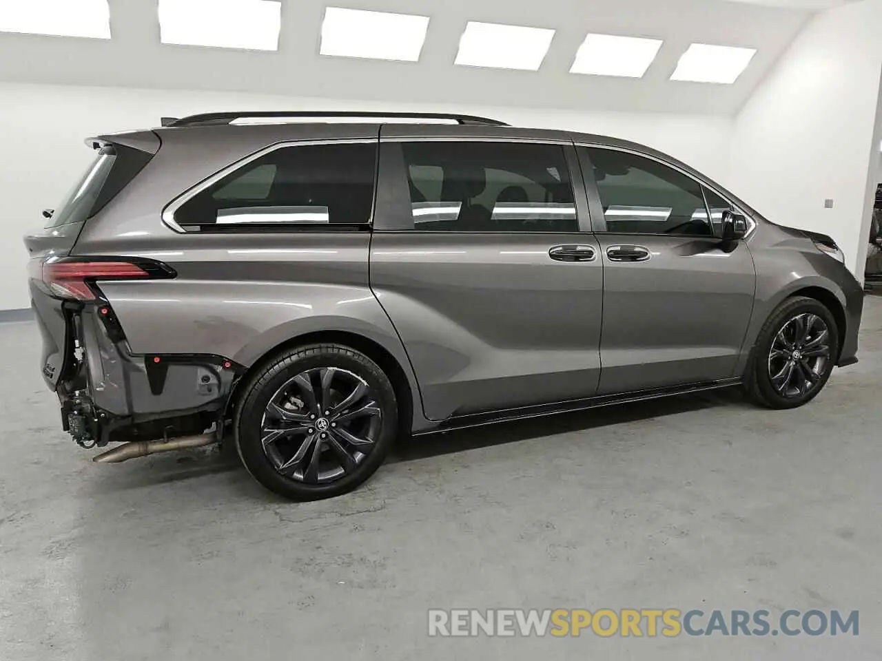 3 fotografías del automóvil dañado 5TDDRKEC6NS097540 TOYOTA SIENNA 2022