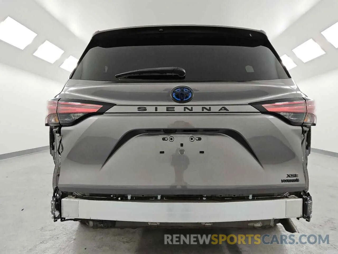 6 fotografías del automóvil dañado 5TDDRKEC6NS097540 TOYOTA SIENNA 2022
