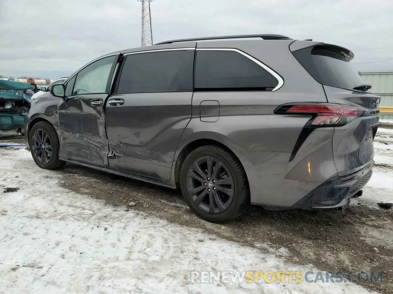2 fotografías del automóvil dañado 5TDDRKEC6NS117060 TOYOTA SIENNA 2022