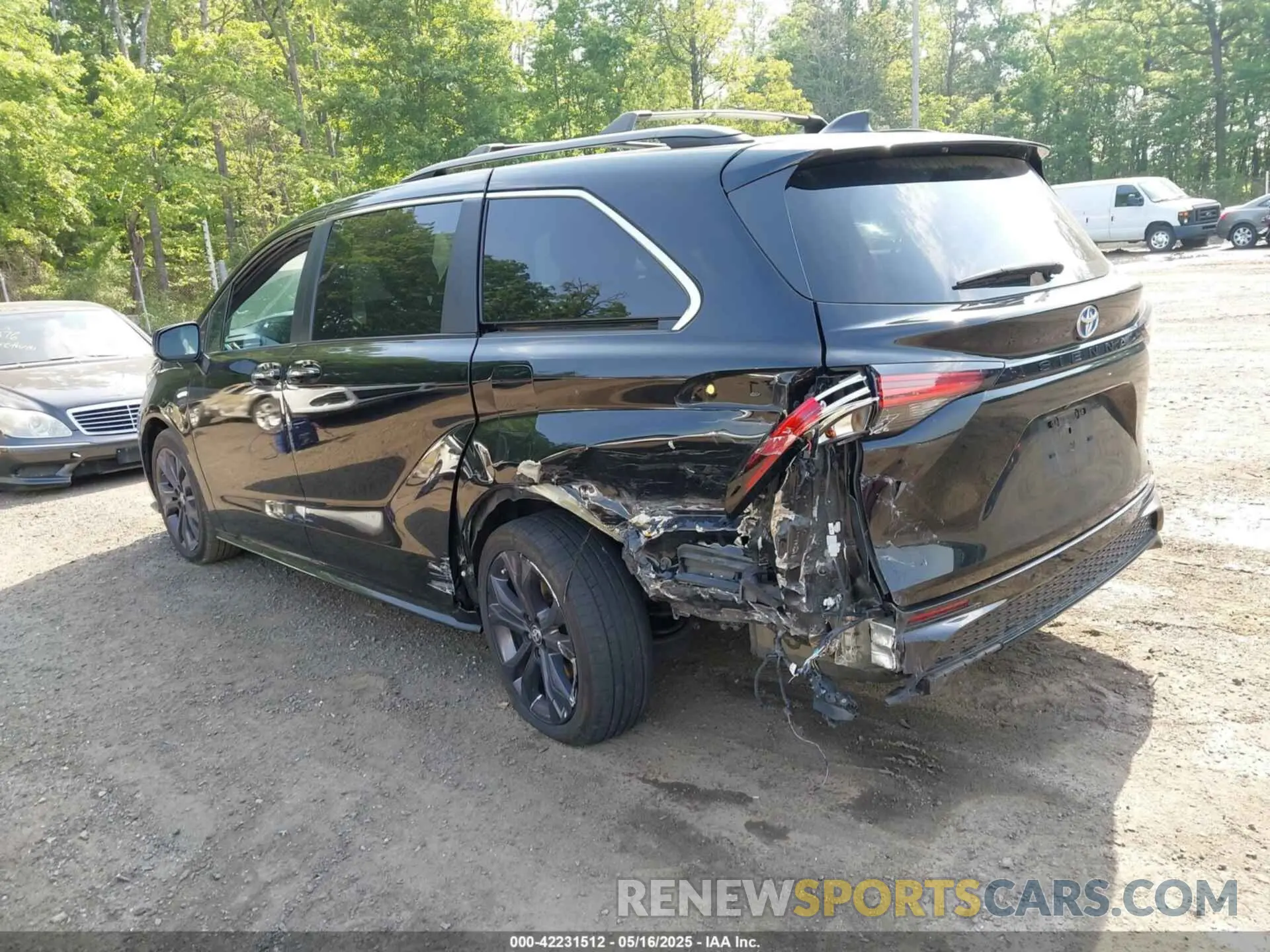 3 fotografías del automóvil dañado 5TDDRKEC8NS079069 TOYOTA SIENNA 2022