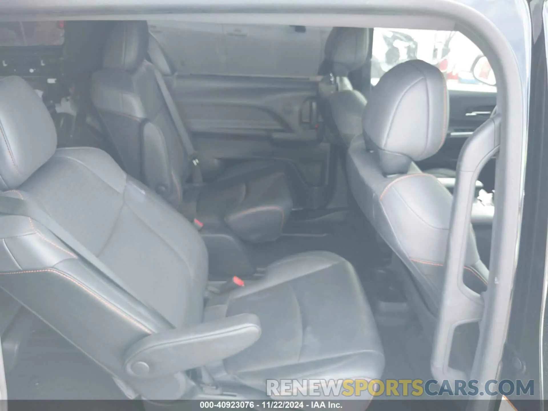 8 fotografías del automóvil dañado 5TDDRKEC9NS101595 TOYOTA SIENNA 2022