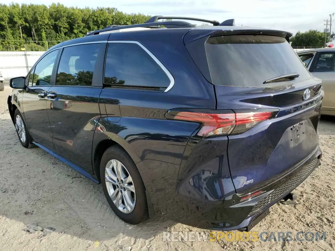 3 fotografías del automóvil dañado 5TDDSKFC3NS044989 TOYOTA SIENNA 2022