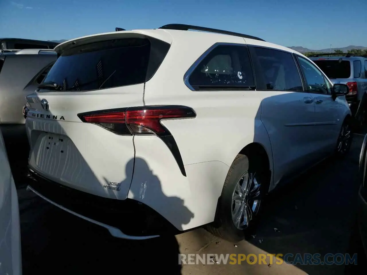 4 fotografías del automóvil dañado 5TDDSKFC3NS056253 TOYOTA SIENNA 2022