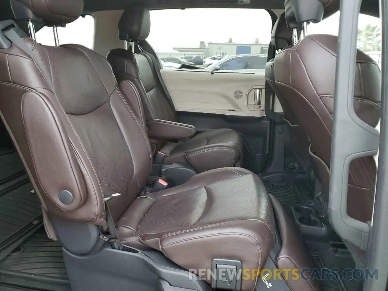 11 fotografías del automóvil dañado 5TDERKEC2NS094476 TOYOTA SIENNA 2022