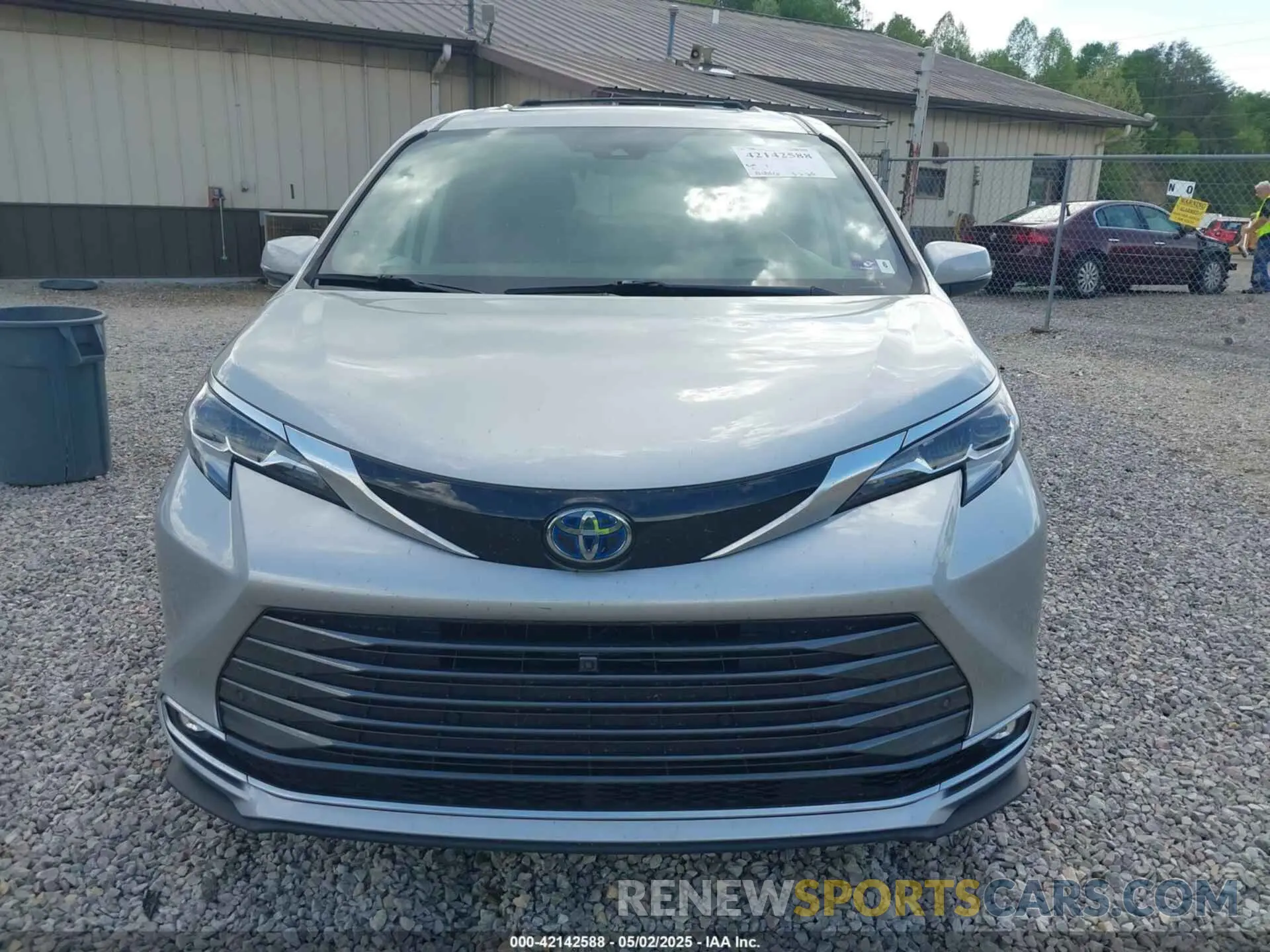 12 fotografías del automóvil dañado 5TDESKFC2NS051825 TOYOTA SIENNA 2022
