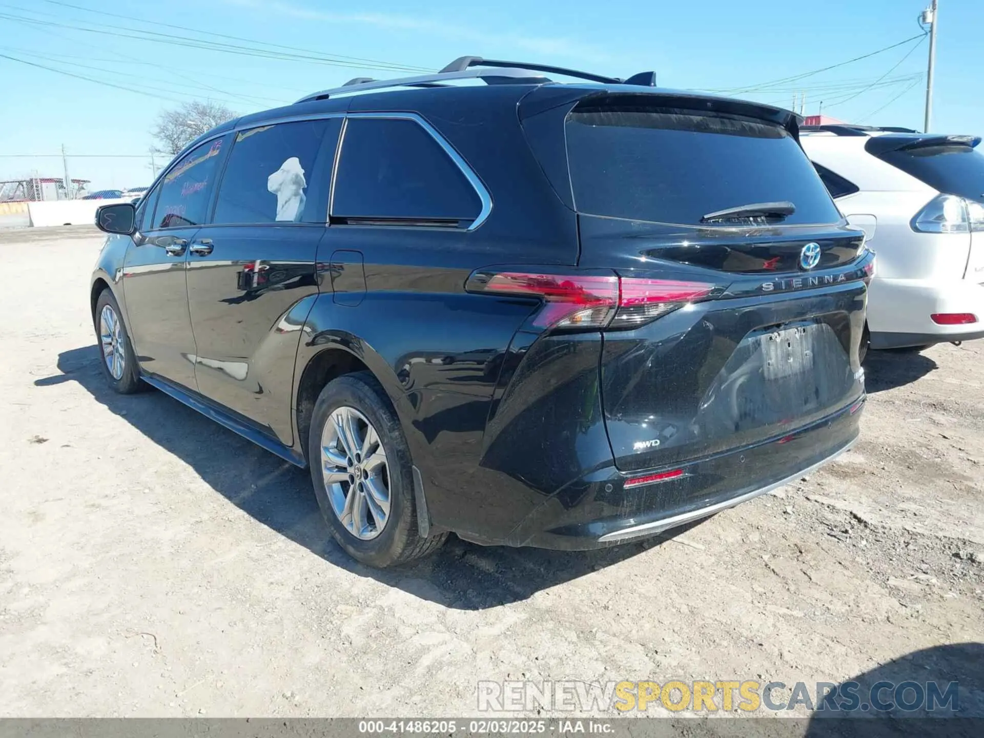 3 fotografías del automóvil dañado 5TDESKFC3NS043295 TOYOTA SIENNA 2022