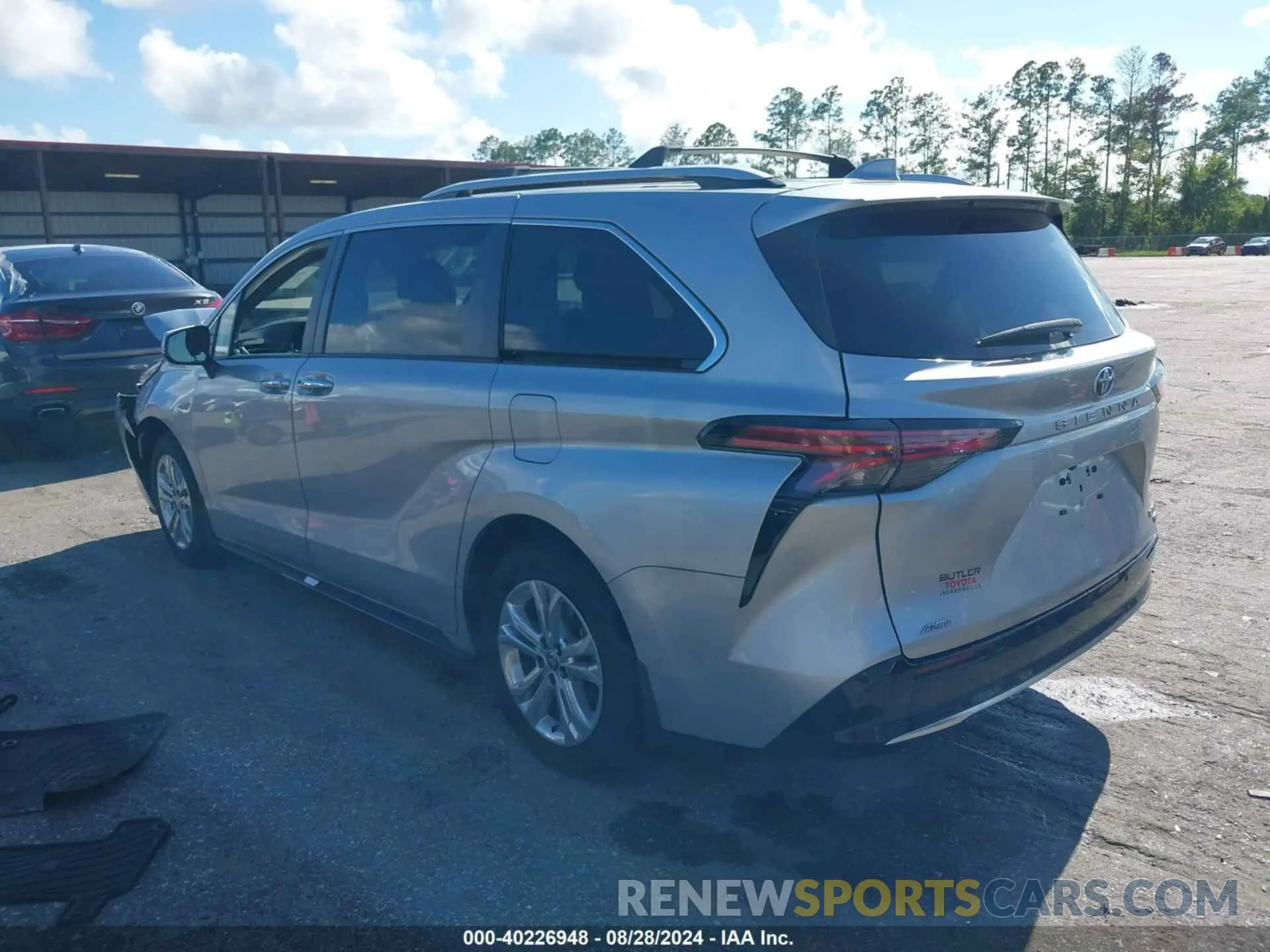 3 fotografías del automóvil dañado 5TDESKFC9NS066581 TOYOTA SIENNA 2022