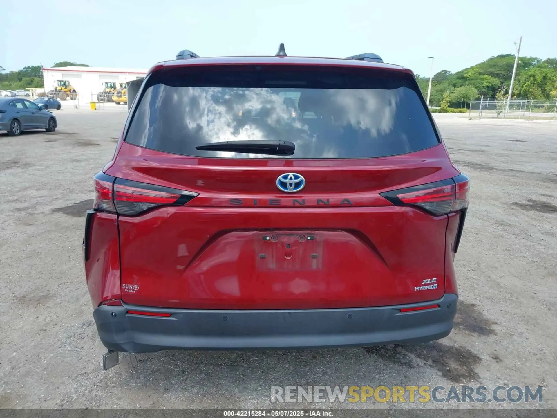 16 fotografías del automóvil dañado 5TDJRKEC3NS116029 TOYOTA SIENNA 2022