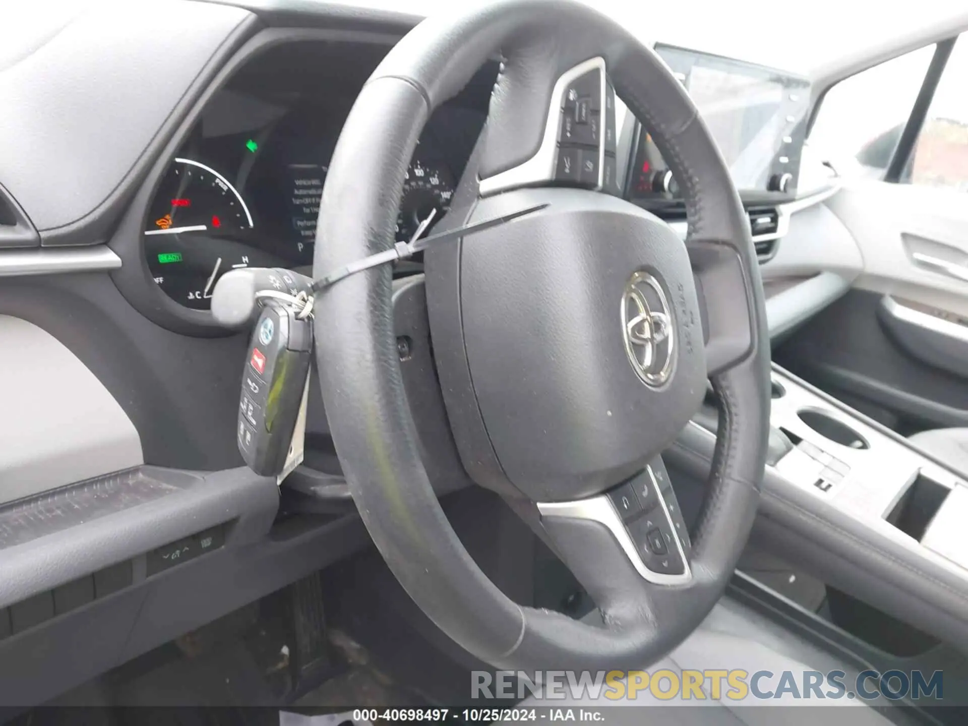 11 fotografías del automóvil dañado 5TDJRKEC8NS093377 TOYOTA SIENNA 2022