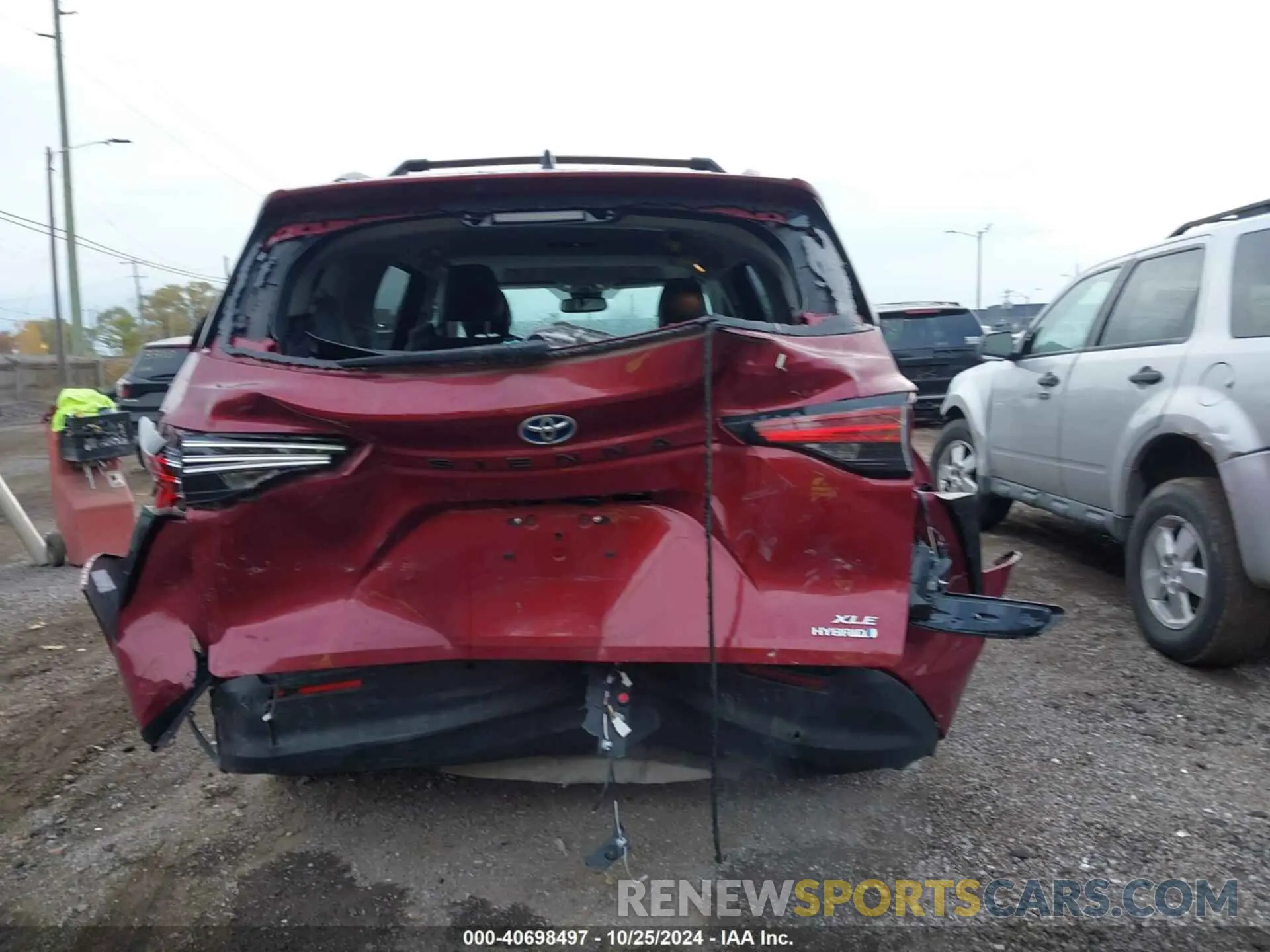 16 fotografías del automóvil dañado 5TDJRKEC8NS093377 TOYOTA SIENNA 2022