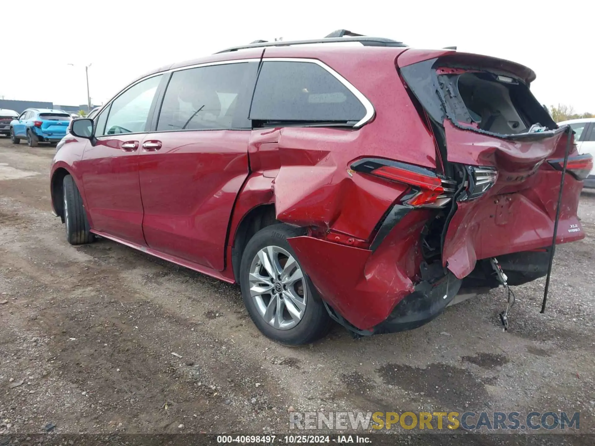 3 fotografías del automóvil dañado 5TDJRKEC8NS093377 TOYOTA SIENNA 2022