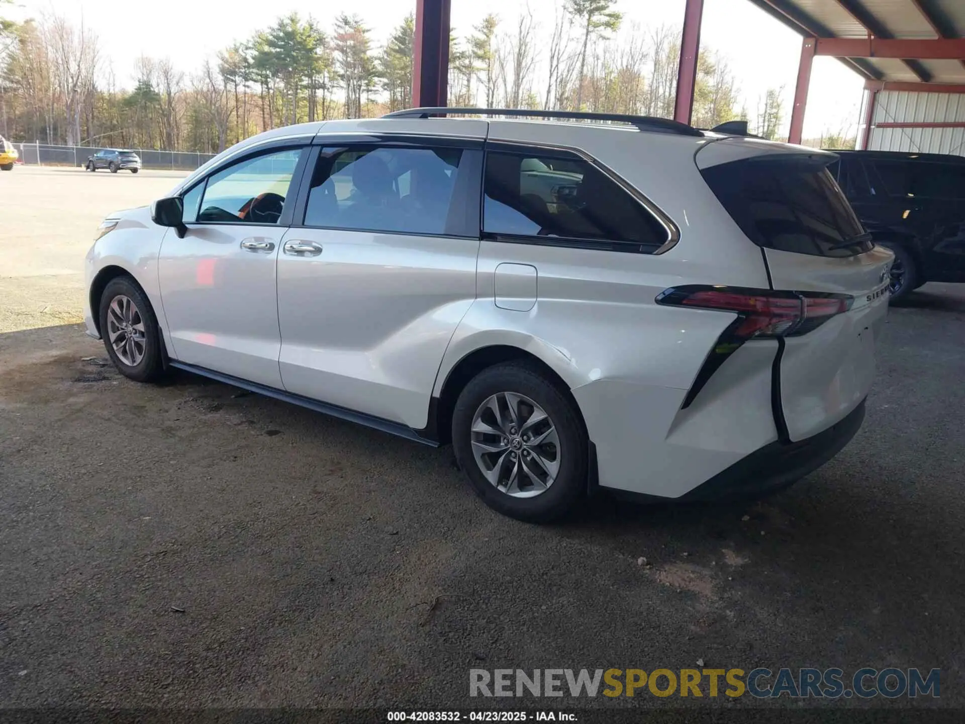 3 fotografías del automóvil dañado 5TDJRKEC9NS107724 TOYOTA SIENNA 2022