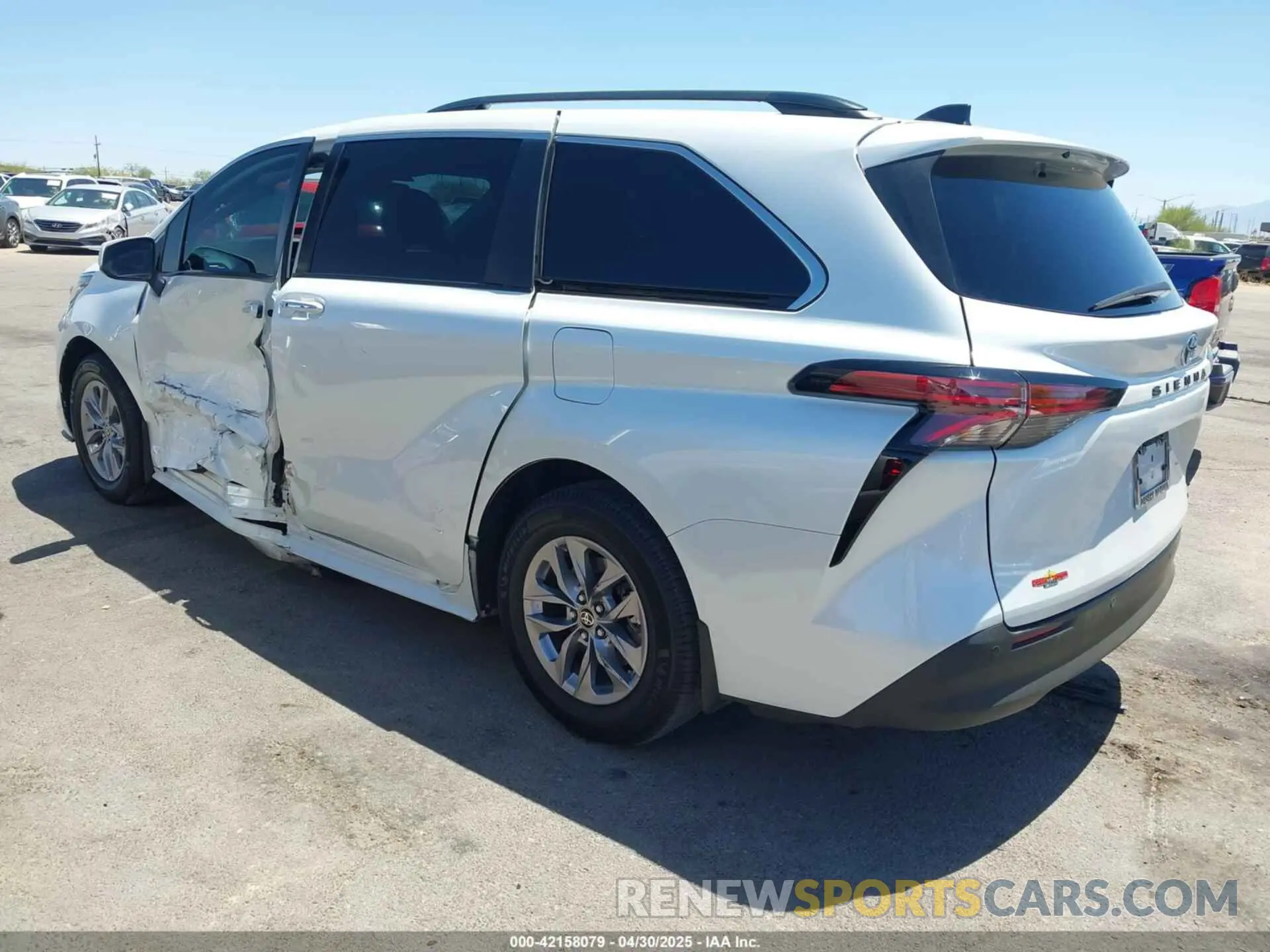 3 fotografías del automóvil dañado 5TDJRKECXNS118859 TOYOTA SIENNA 2022