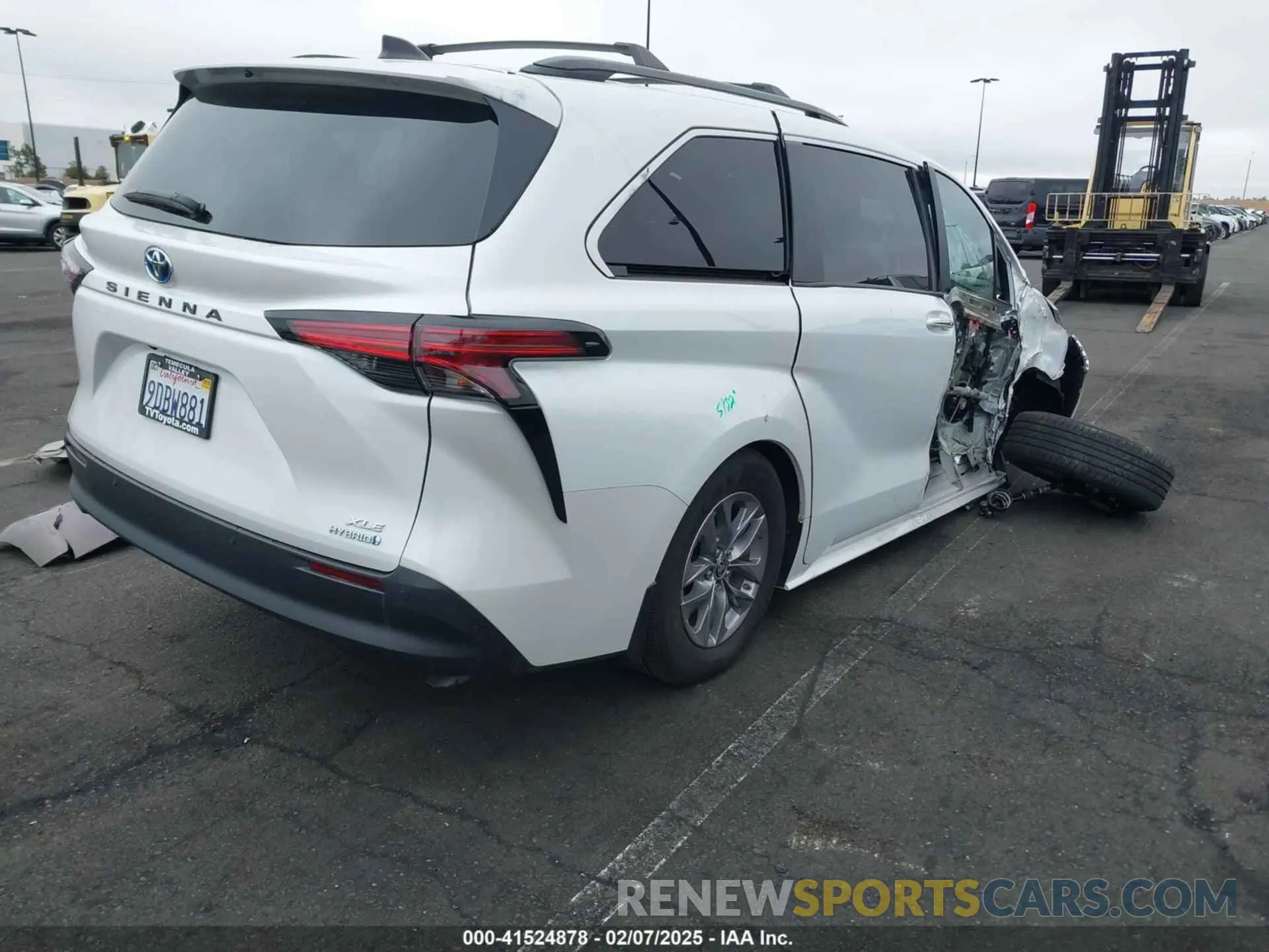 4 fotografías del automóvil dañado 5TDJRKECXNS135662 TOYOTA SIENNA 2022