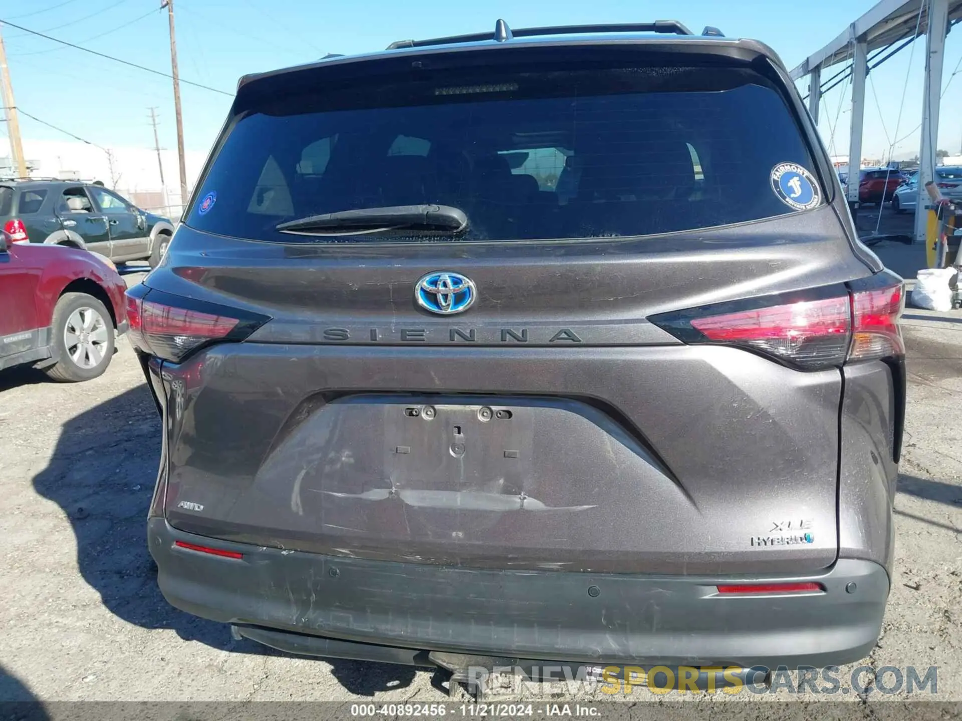 16 fotografías del automóvil dañado 5TDJSKFC0NS052115 TOYOTA SIENNA 2022