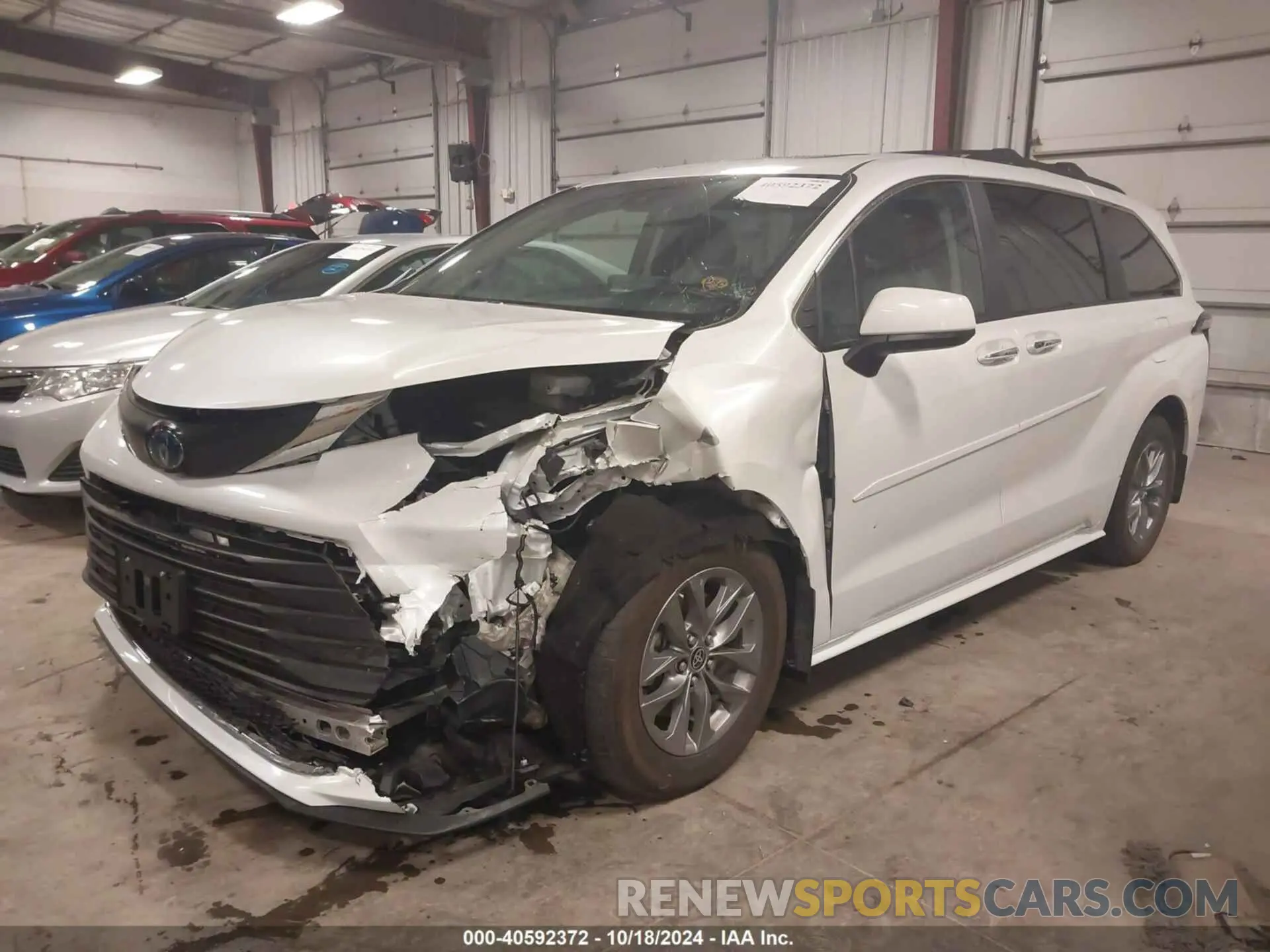 2 fotografías del automóvil dañado 5TDJSKFC0NS057010 TOYOTA SIENNA 2022