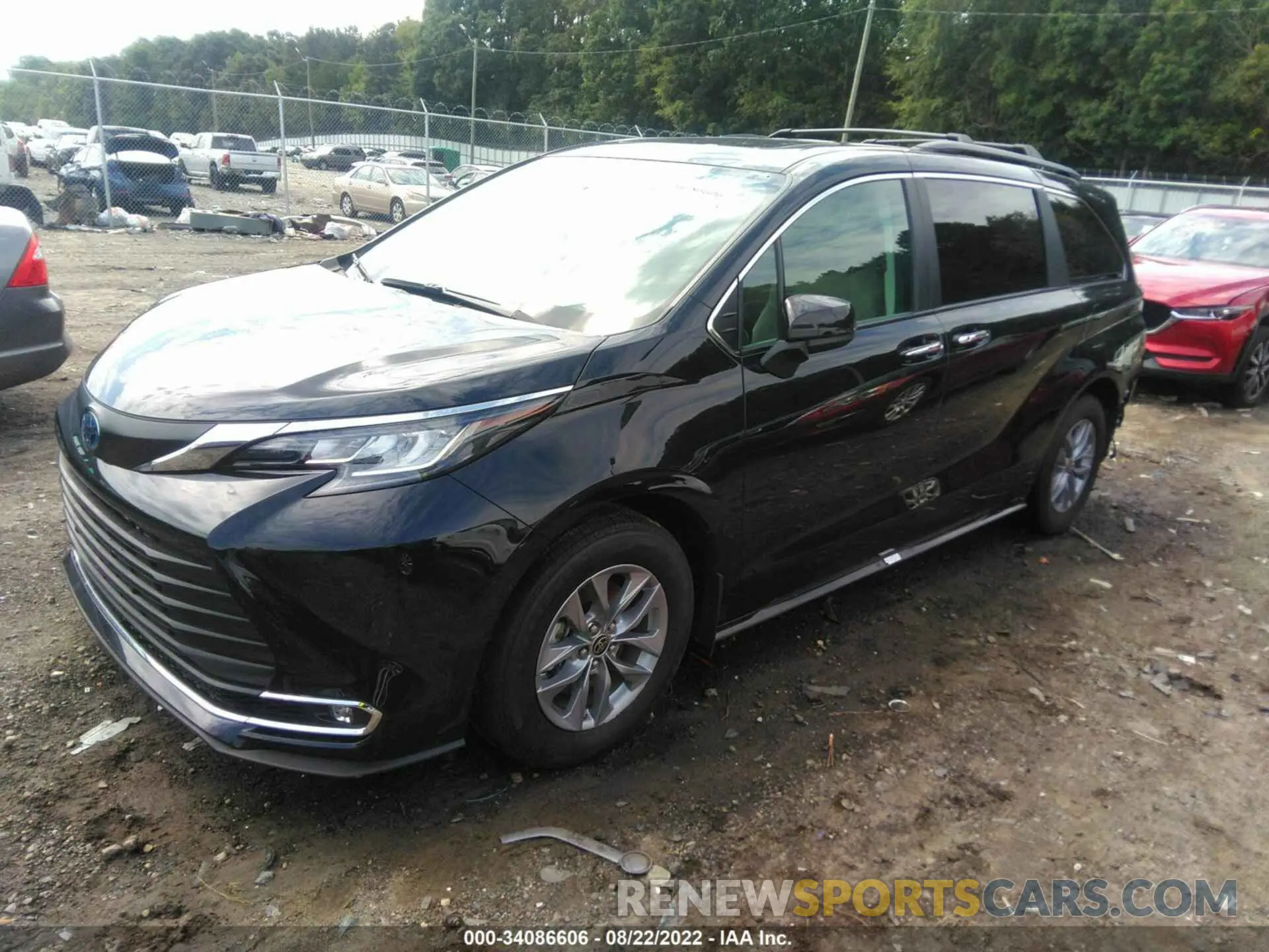 2 fotografías del automóvil dañado 5TDJSKFC9NS046829 TOYOTA SIENNA 2022