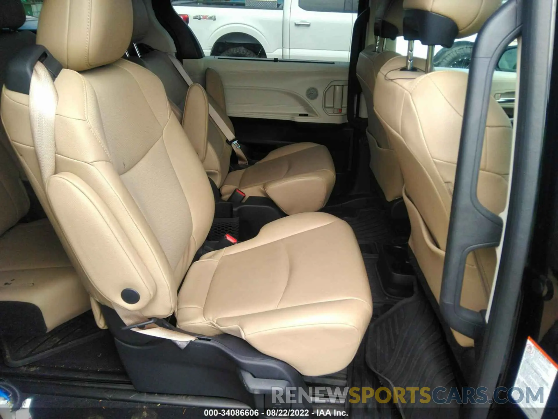 8 fotografías del automóvil dañado 5TDJSKFC9NS046829 TOYOTA SIENNA 2022