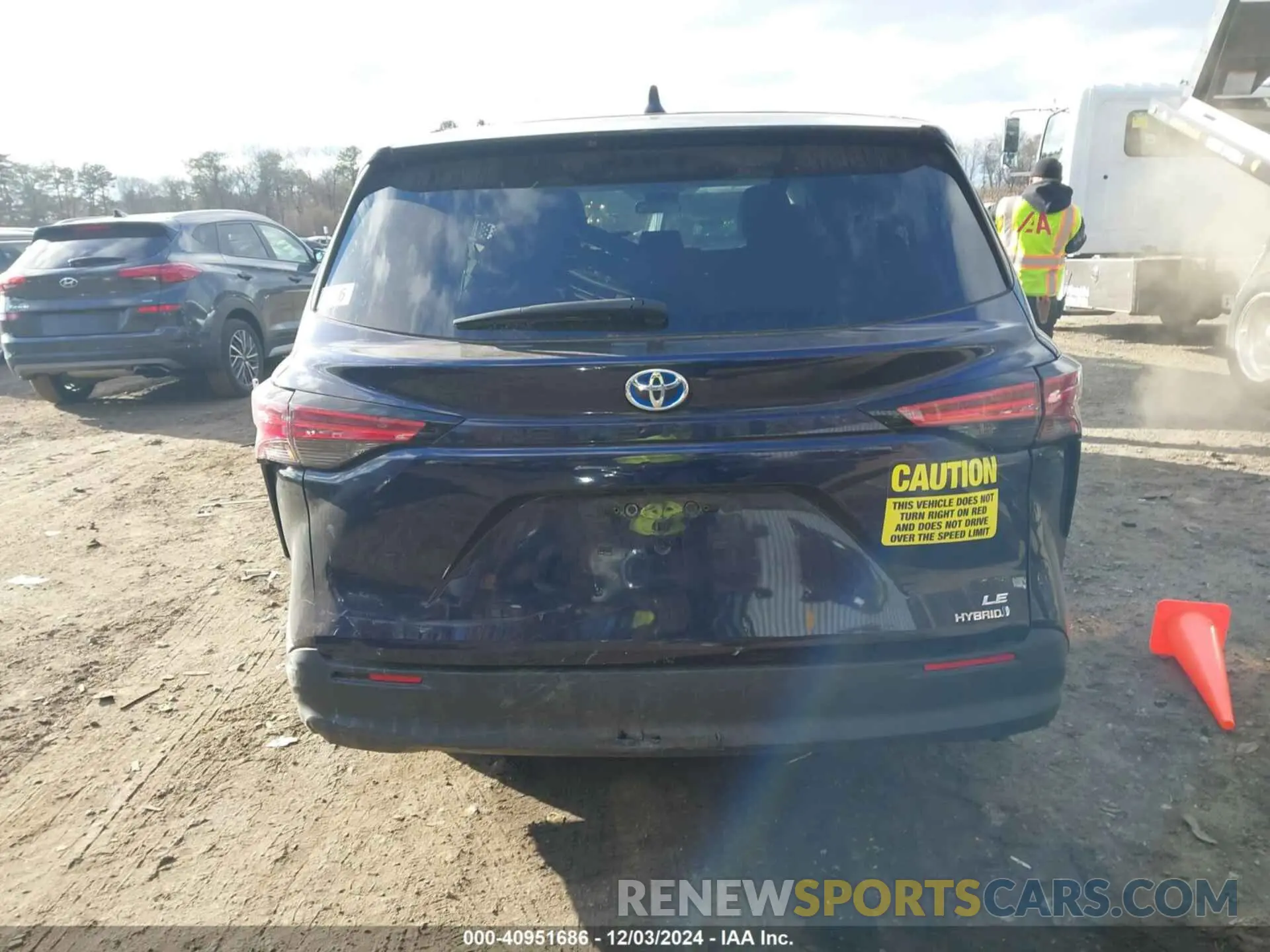 16 fotografías del automóvil dañado 5TDKRKEC0NS123511 TOYOTA SIENNA 2022