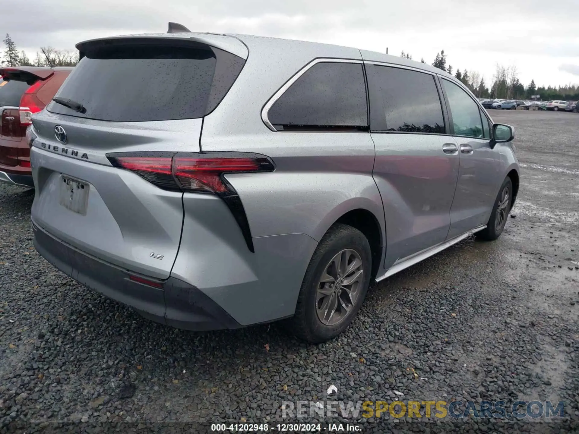 4 fotografías del automóvil dañado 5TDKRKEC1NS097081 TOYOTA SIENNA 2022