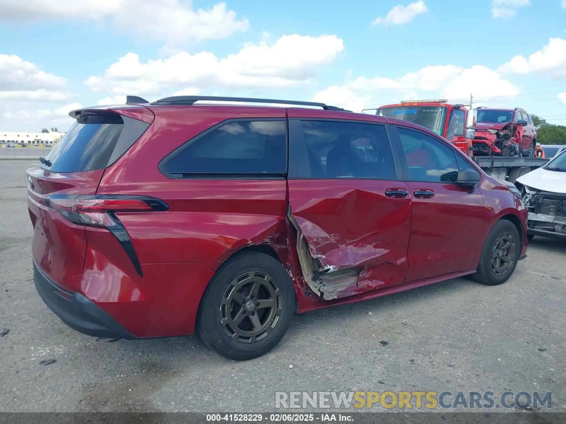 6 fotografías del automóvil dañado 5TDKRKEC1NS098733 TOYOTA SIENNA 2022