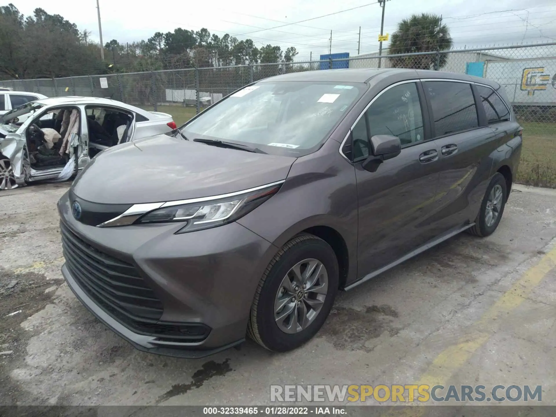 2 fotografías del automóvil dañado 5TDKRKEC9NS088533 TOYOTA SIENNA 2022